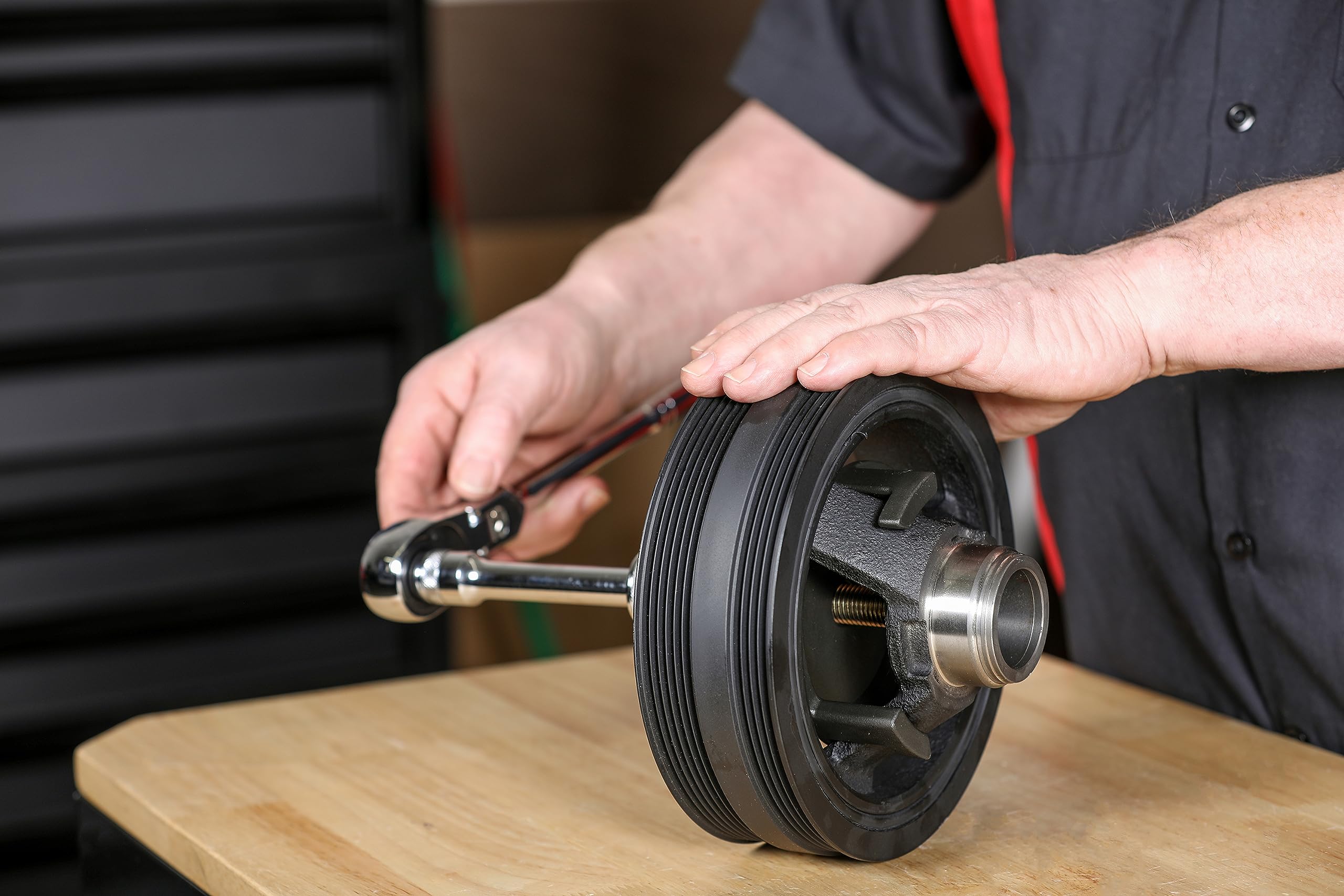 Ares 15085 - Harmonic Balancer Puller For Gm - Low Profile Harmonic Balancer Puller Allows For Easy Access And Service - Compati