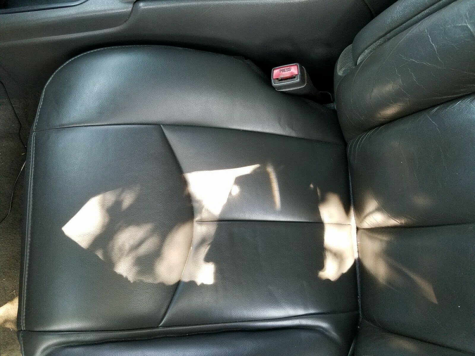 ECOTRIC Seat Cover Compatible with 2003-2006 Chevy Silverado 1500 2500 New Synthetic Leather Diver Bottom Dark Gray