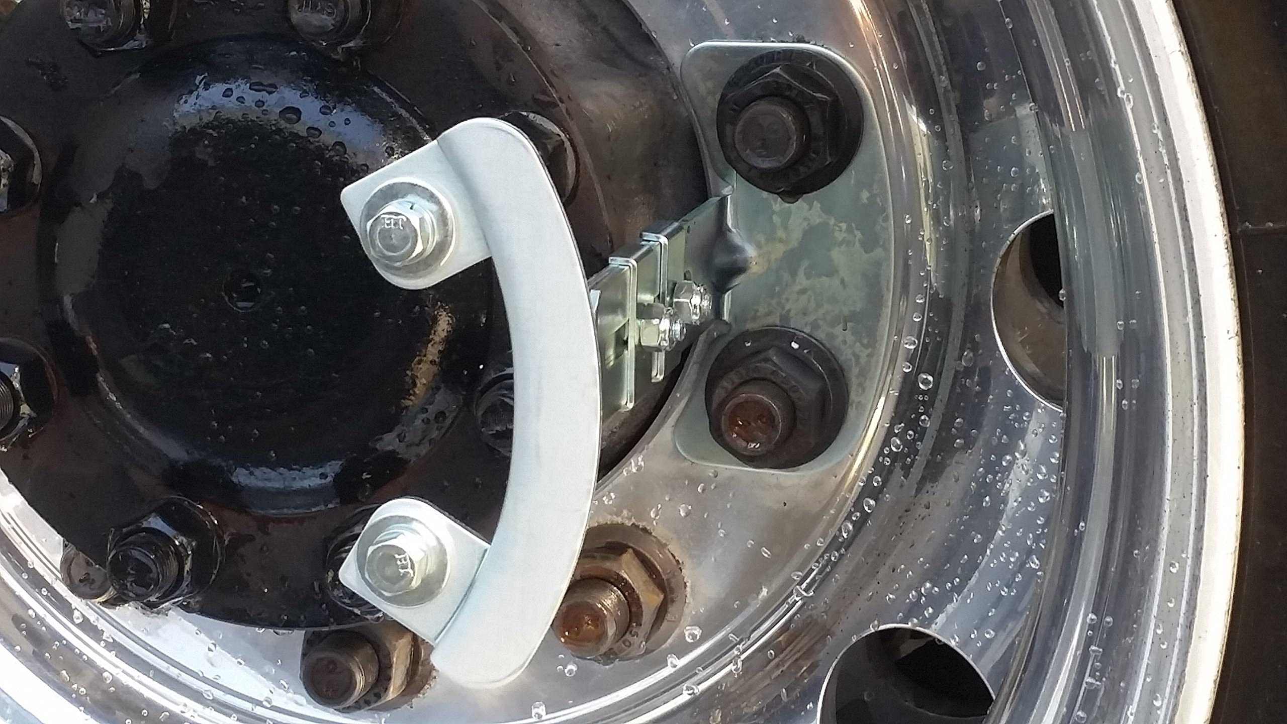 22.5    Abs Chrome-Plated Rear Wheel Cover Wheel Simulator - Set Of 2