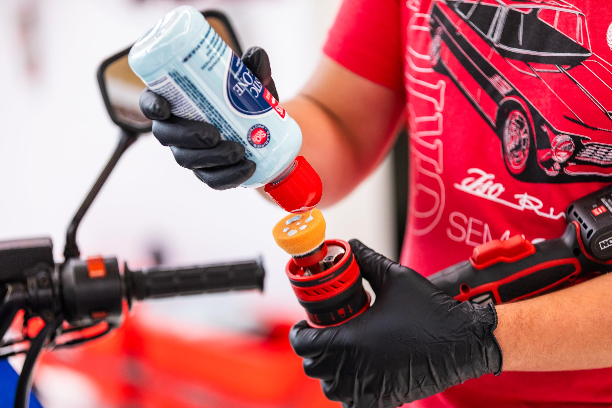 Griot'S Garage 10872 Plastic All-In-One 16Oz - Polish, Restore, & Protect Clear Or Glossy Plastics - Perfect For Vehicle Lights,