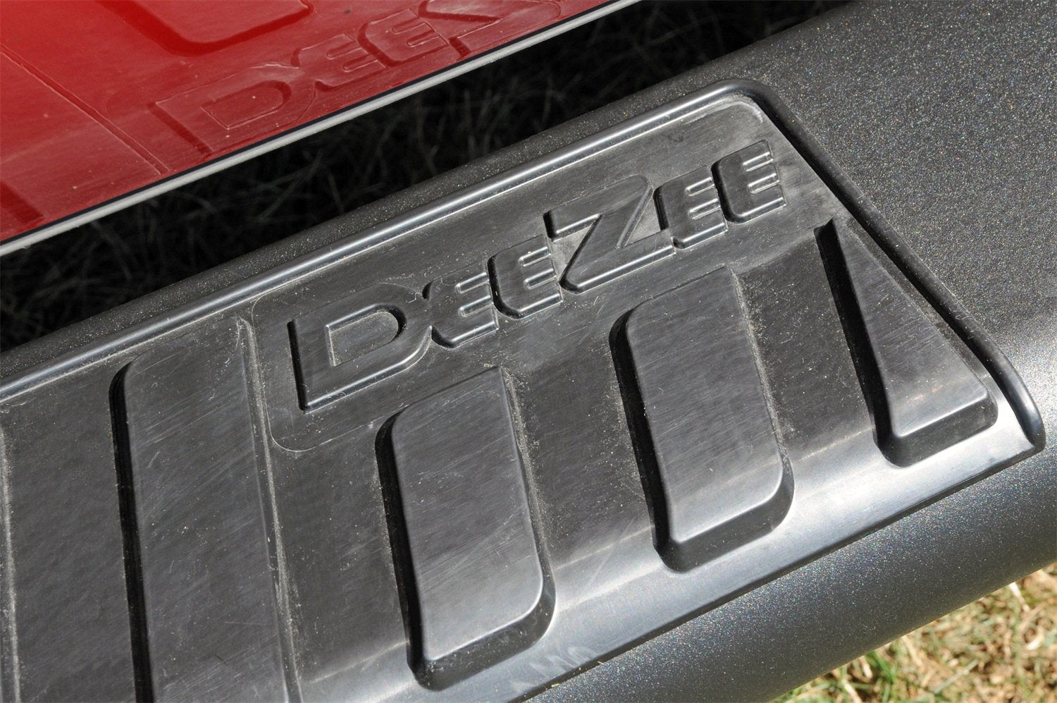 Dee Zee Dz16111 6 Oval Texture Black Steel Side Steps