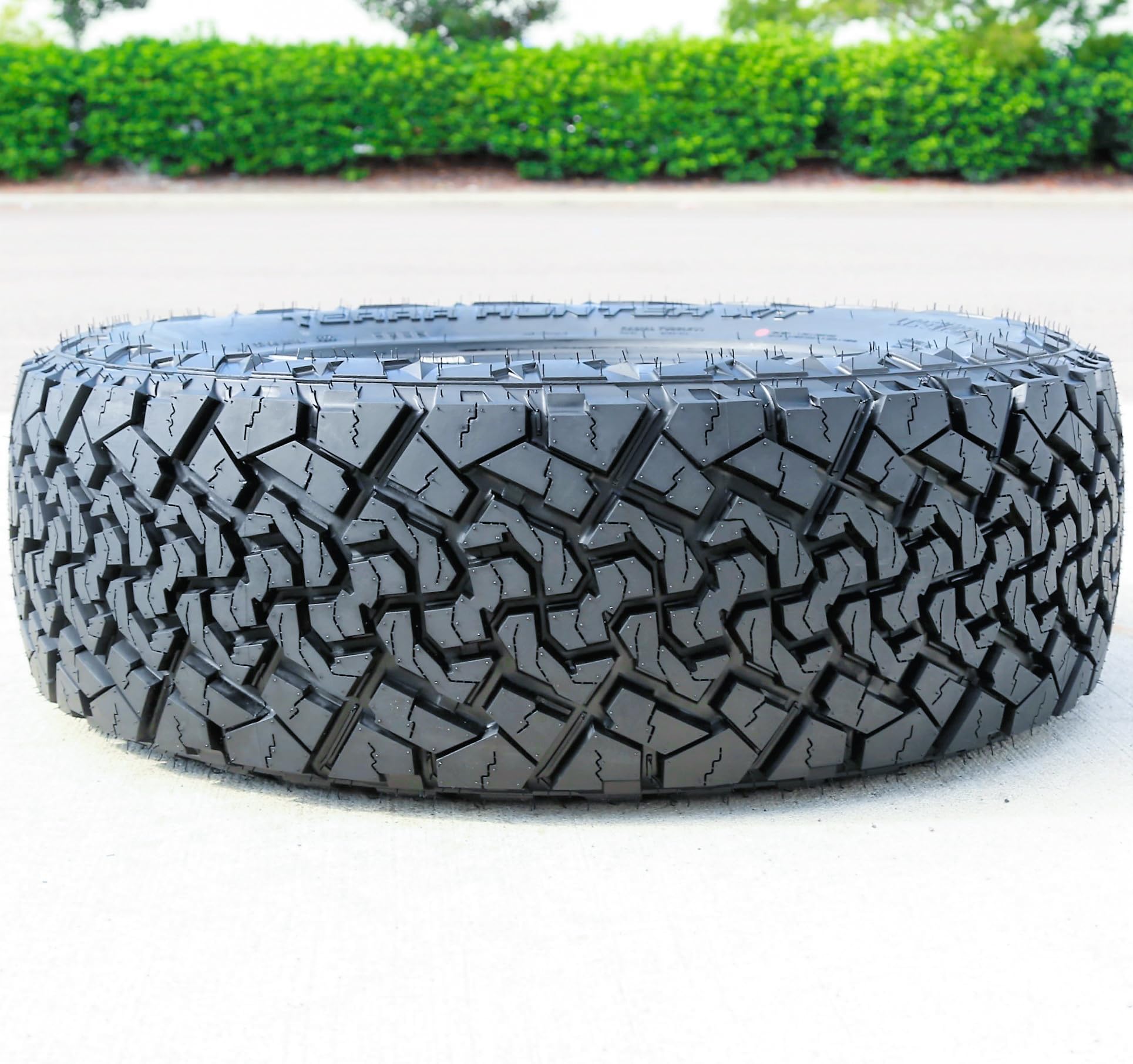 Venom Power Terra Hunter X/T Xt Truck/Suv All-Terrain Mud Off-Road Radial Tire-265/65R17 265/65/17 265/65-17 112T Load Range Sl