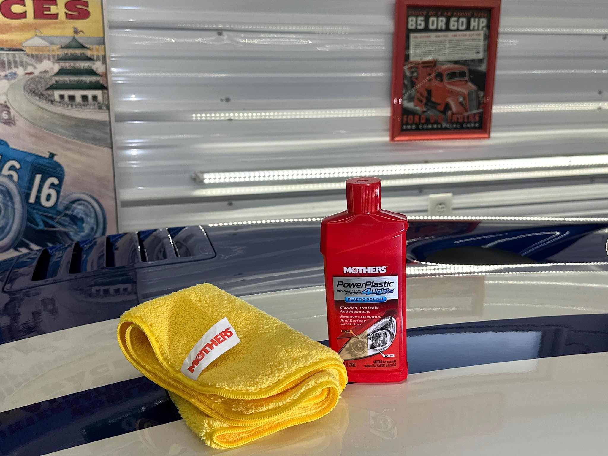 Mothers 08808 Powerplastic 4Lights - 8 Oz