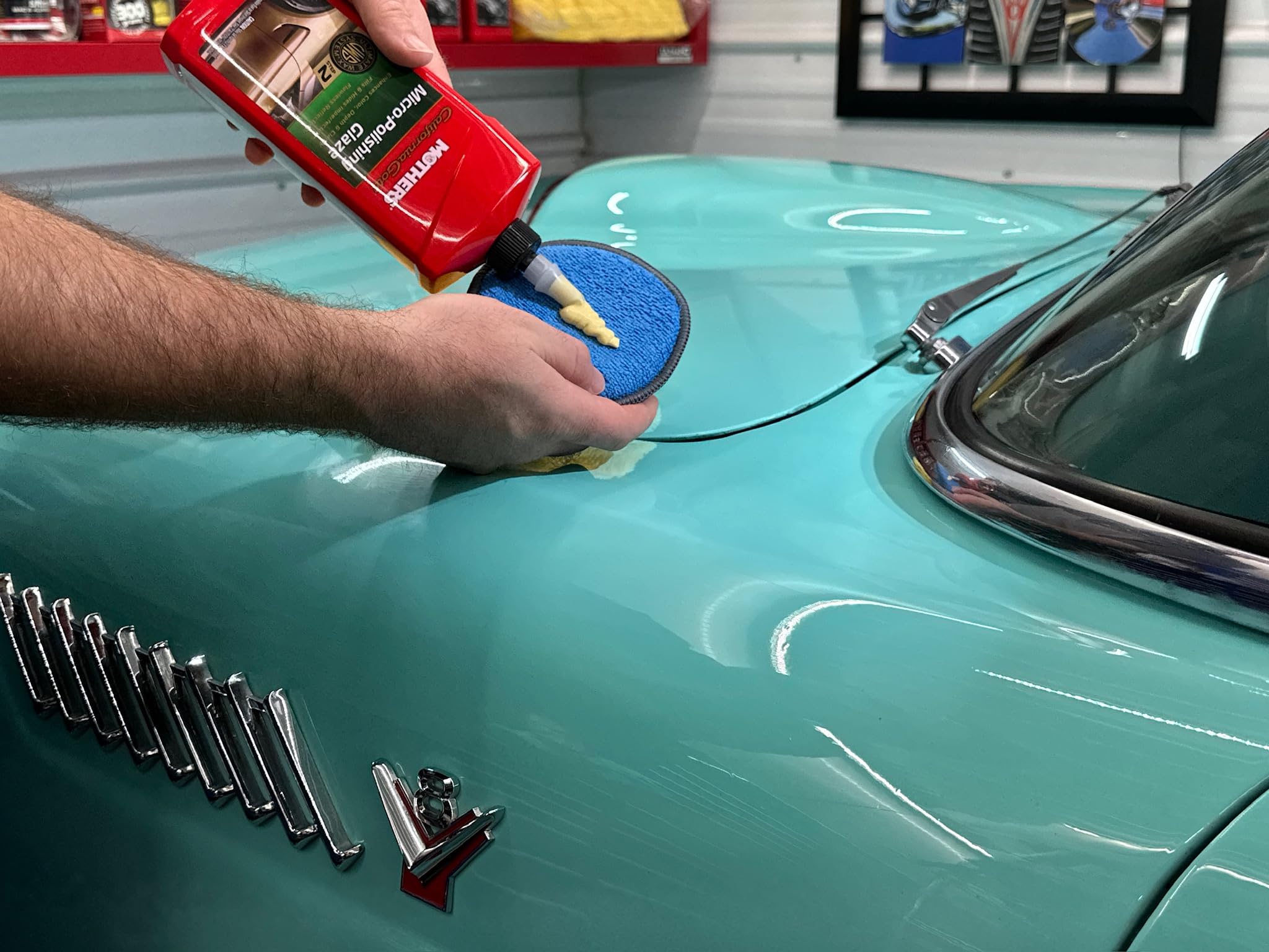 Mothers 08100 California Gold Micro-Polishing Glaze (Ultimate Wax System, Step 2) - 16 Oz.