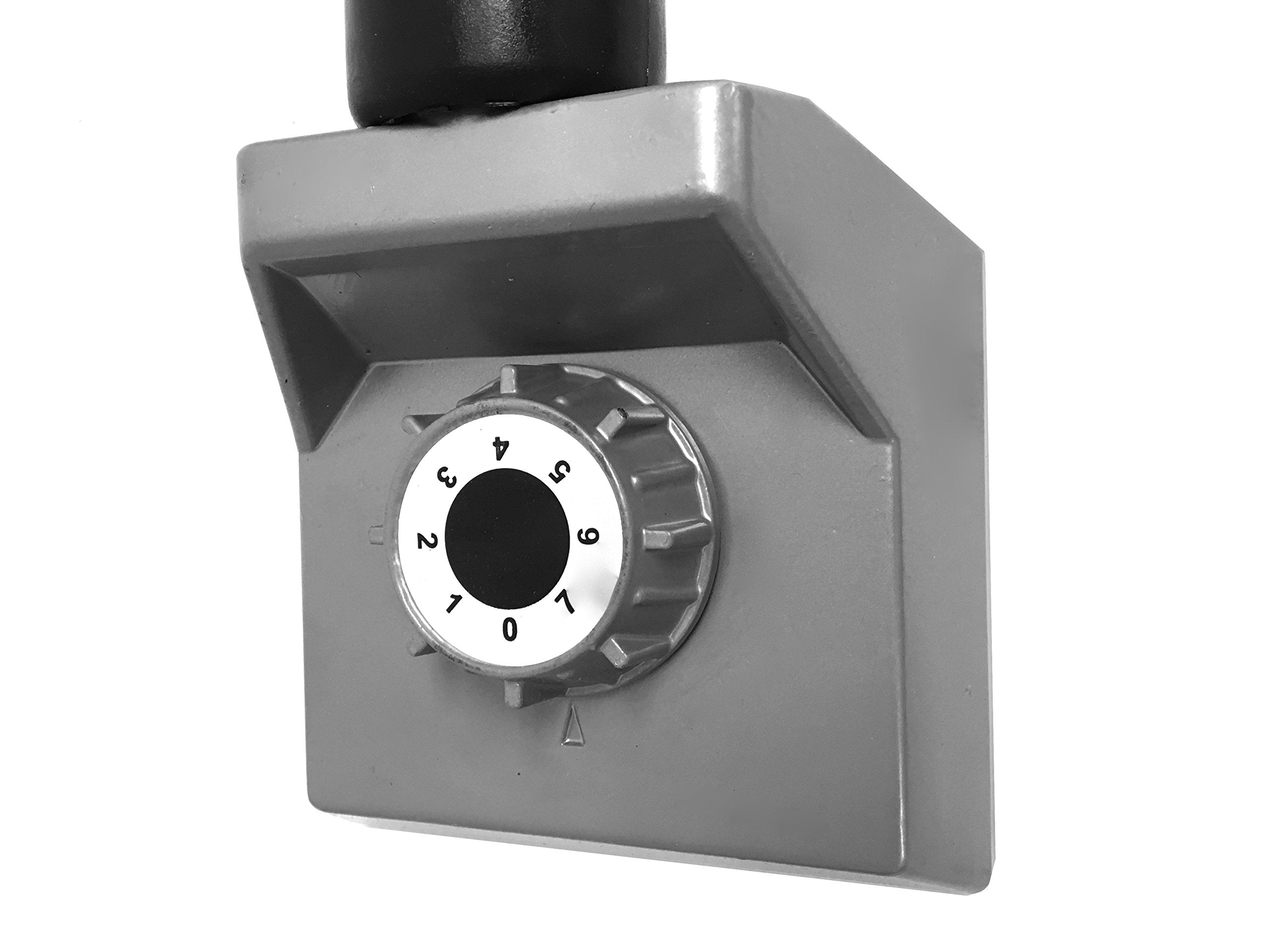 MaxWorks 80742 Carpet Stretcher Knee Kicker with Telescoping Handle, Regular, Silver