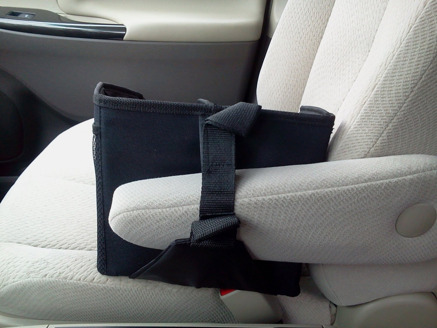 AutoMuko Car Organizer, Car Console Organizer with 6 Large Pockets, + Adjustable Dividers for Keeping Miscellaneous Items Organi