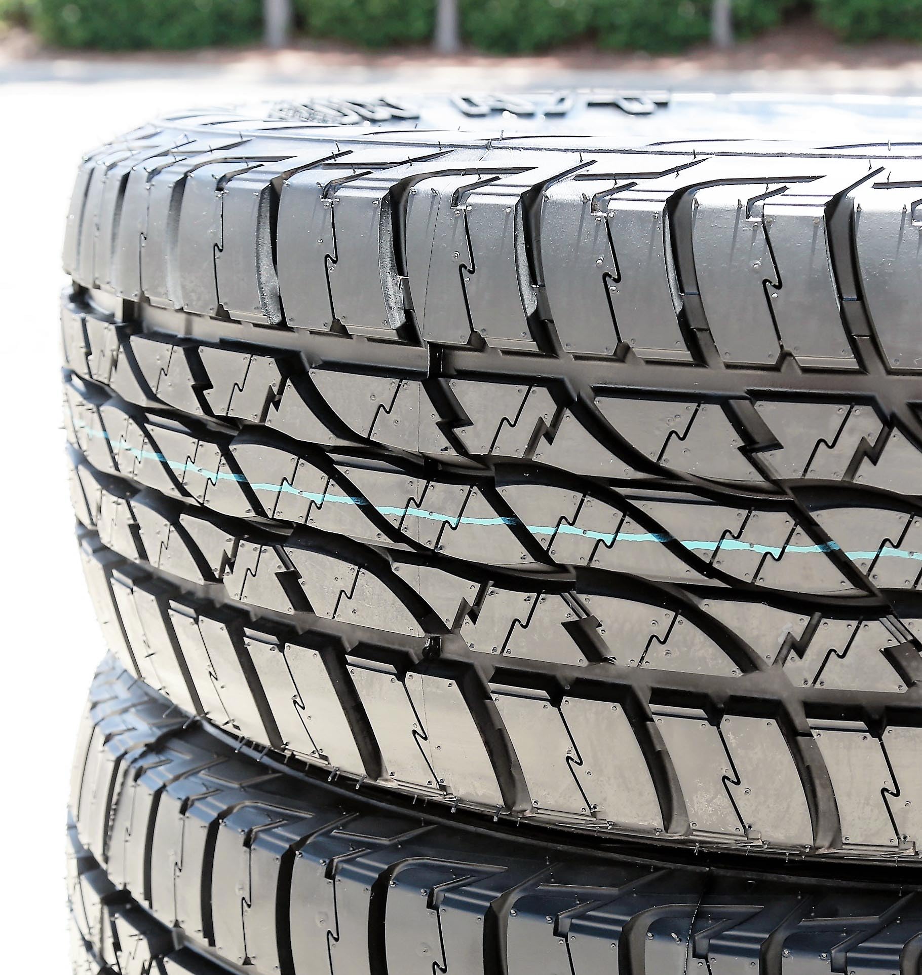 Accelera Omikron At Radial All Terrain Tire - Lt245/75R16/E