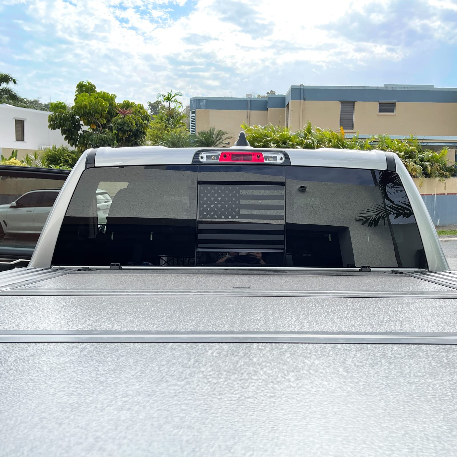 Xinghe For Chevy Silverado Gmc Sierra Chevrolet Colorado, Rear Middle Window American Flag Decals Stickers (Matte Black, For 200