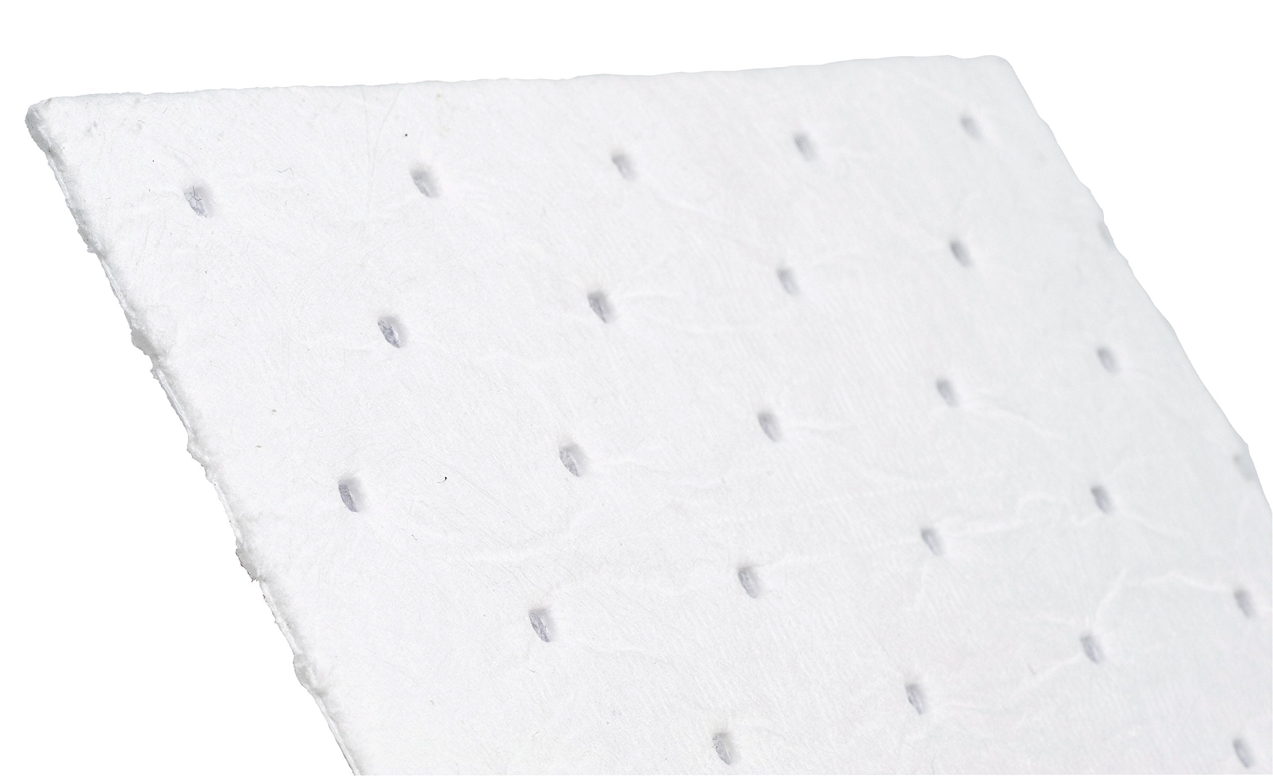 Brady Spc Bpo500 15'' X 17'' Light Weight Economical Oil Only Absorbent Pads - 100 Ct