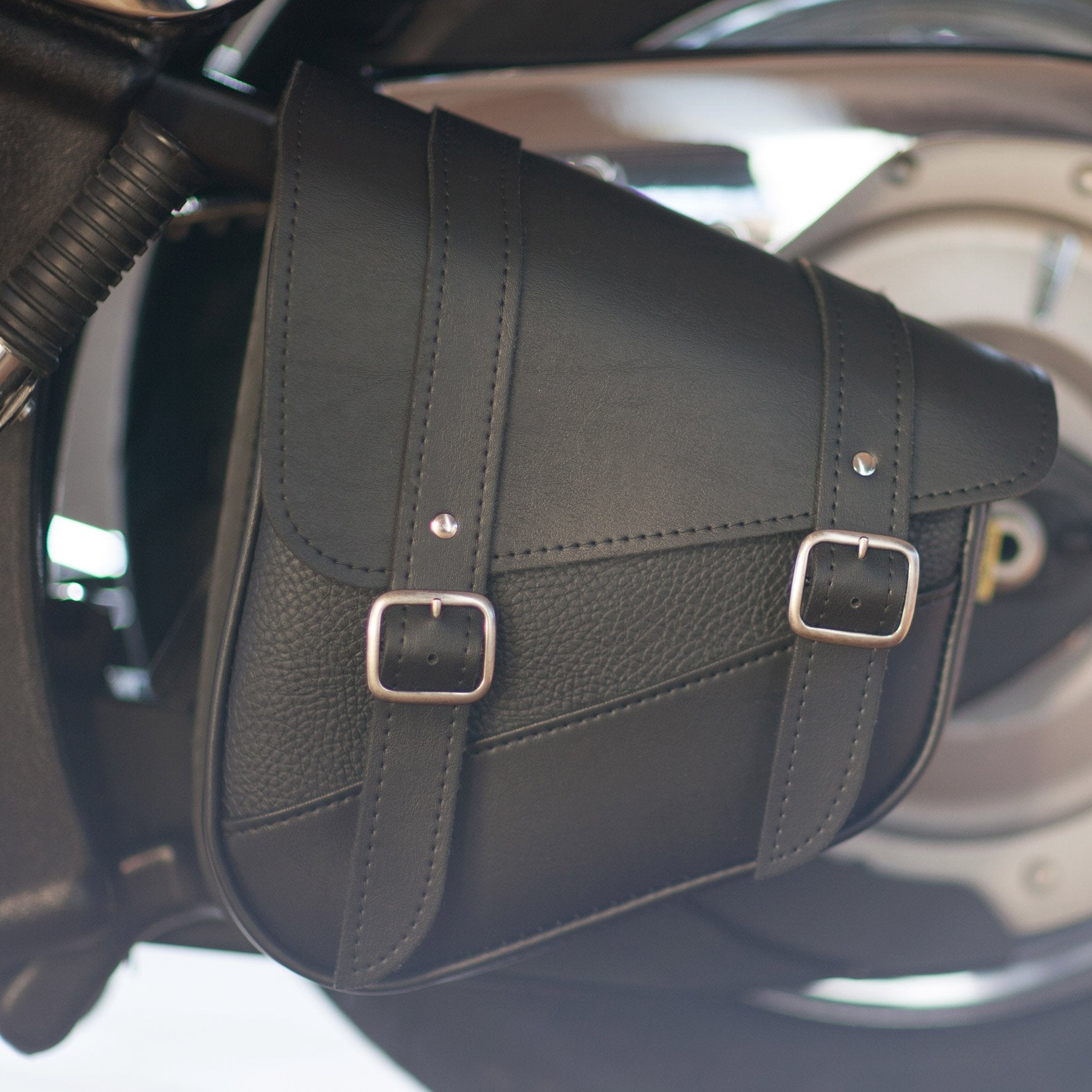 Willie & Max Black Synthetic Leather Small Motorcycle Swingarm Bag For Softail/Triangulated Swingarm Models - Chrome Buckles - M