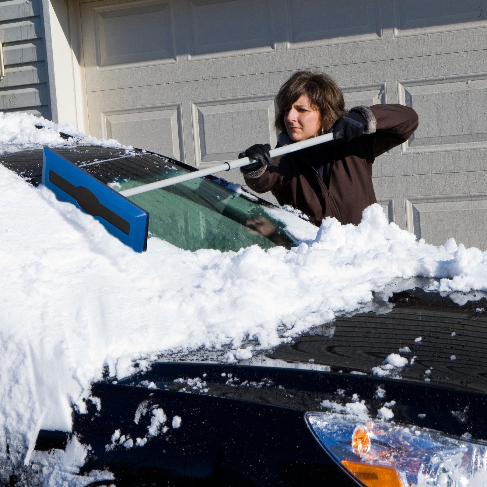 Snow Joe 18" Telescoping Snow Broom & Ice Scraper, Blue, No-Scratch Foam Brush, Model SJBLZD, 10-Inch Size, Durable Plastic