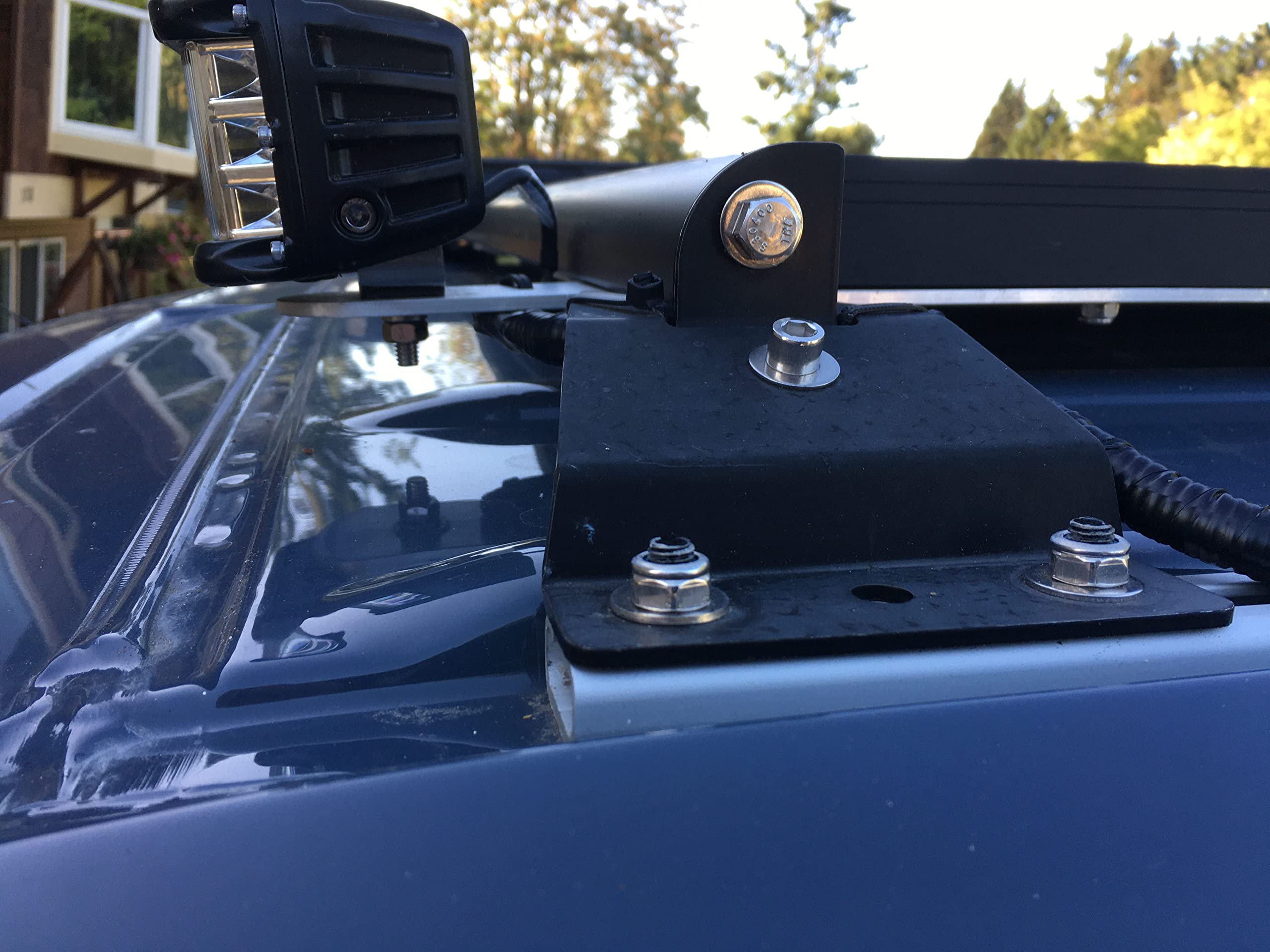 Ecotric Tower Brackets Compatible With 15 17 Series Rounded Profiles Crossbars For Sprinter Pair