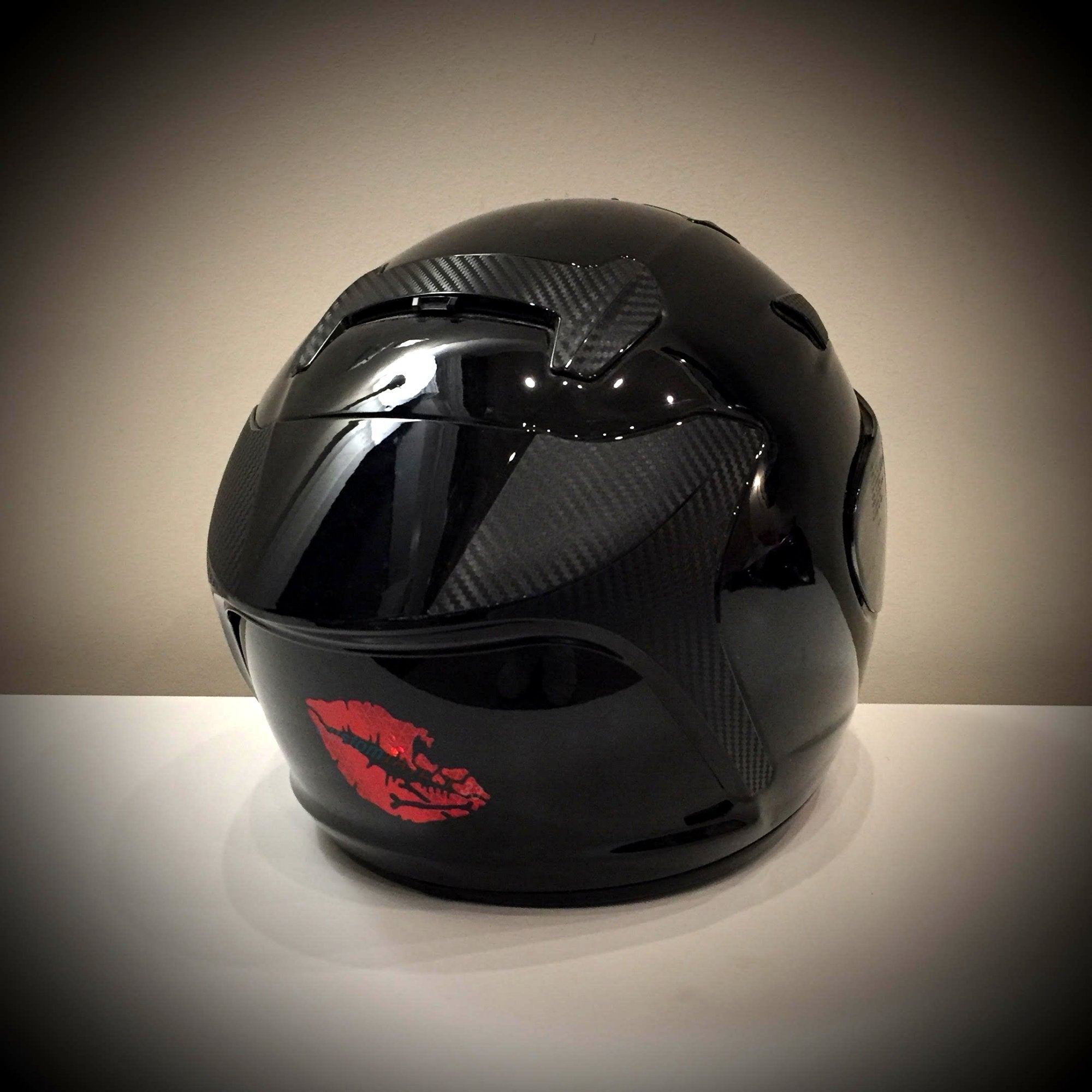 Customtaylor33 High Intensity Reflective Vinyl Death Kiss Skull Crossbones Lips Decal Bumper Sticker - Cars, Motorcycles, Helmets, Wind Screens, Laptops, Cellphones, (Red, 6 Inch Wide)