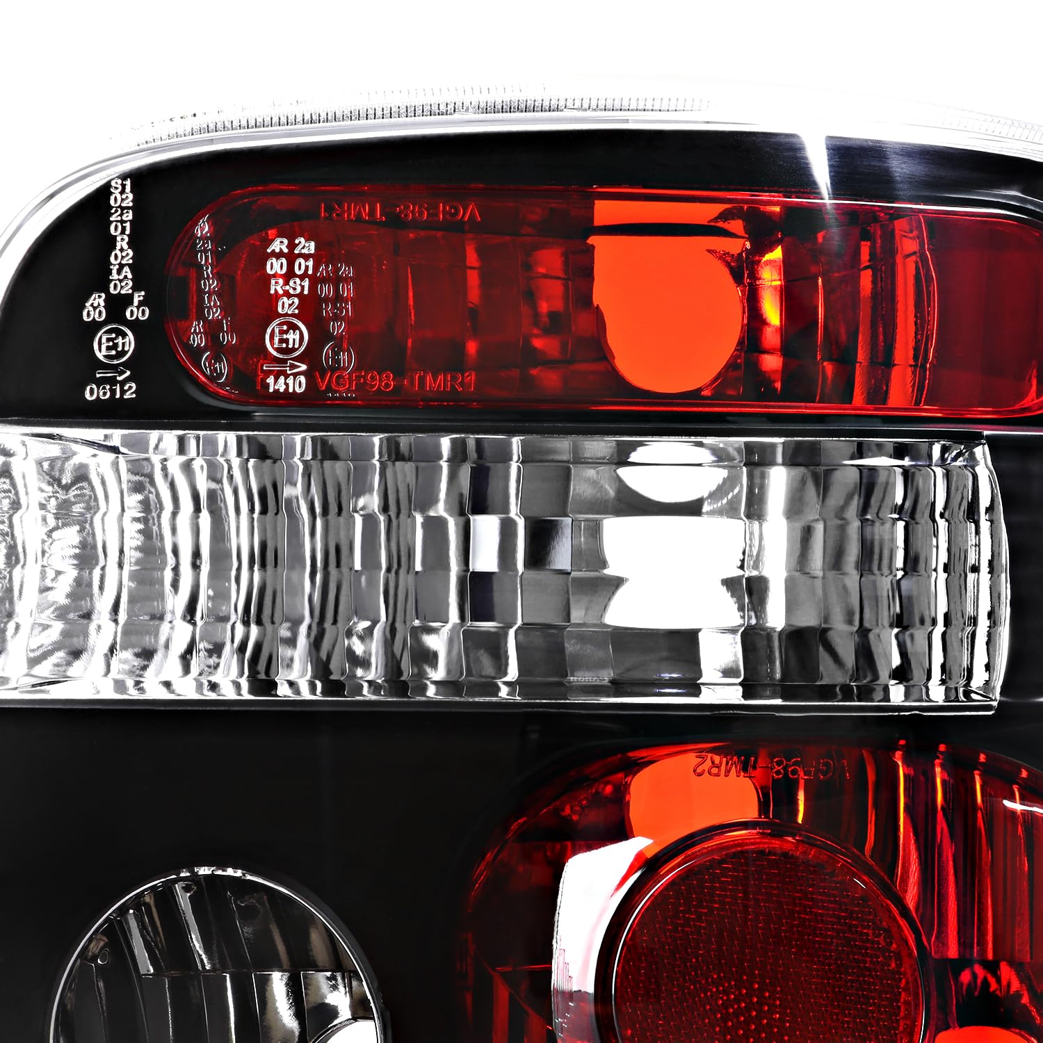 Spec-D Tuning Euro Black Tail Lights Compatible with 1999-2006 Volkswagen Golf/GTI/R32/TDI MK4, Left + Right Pair Assembly
