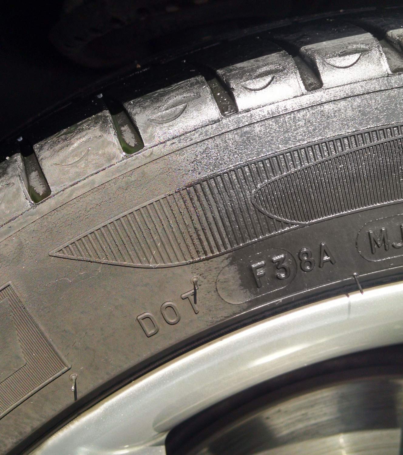 Sonax (235200-755) Tire Gloss Gel - 16.9 Fl. Oz.