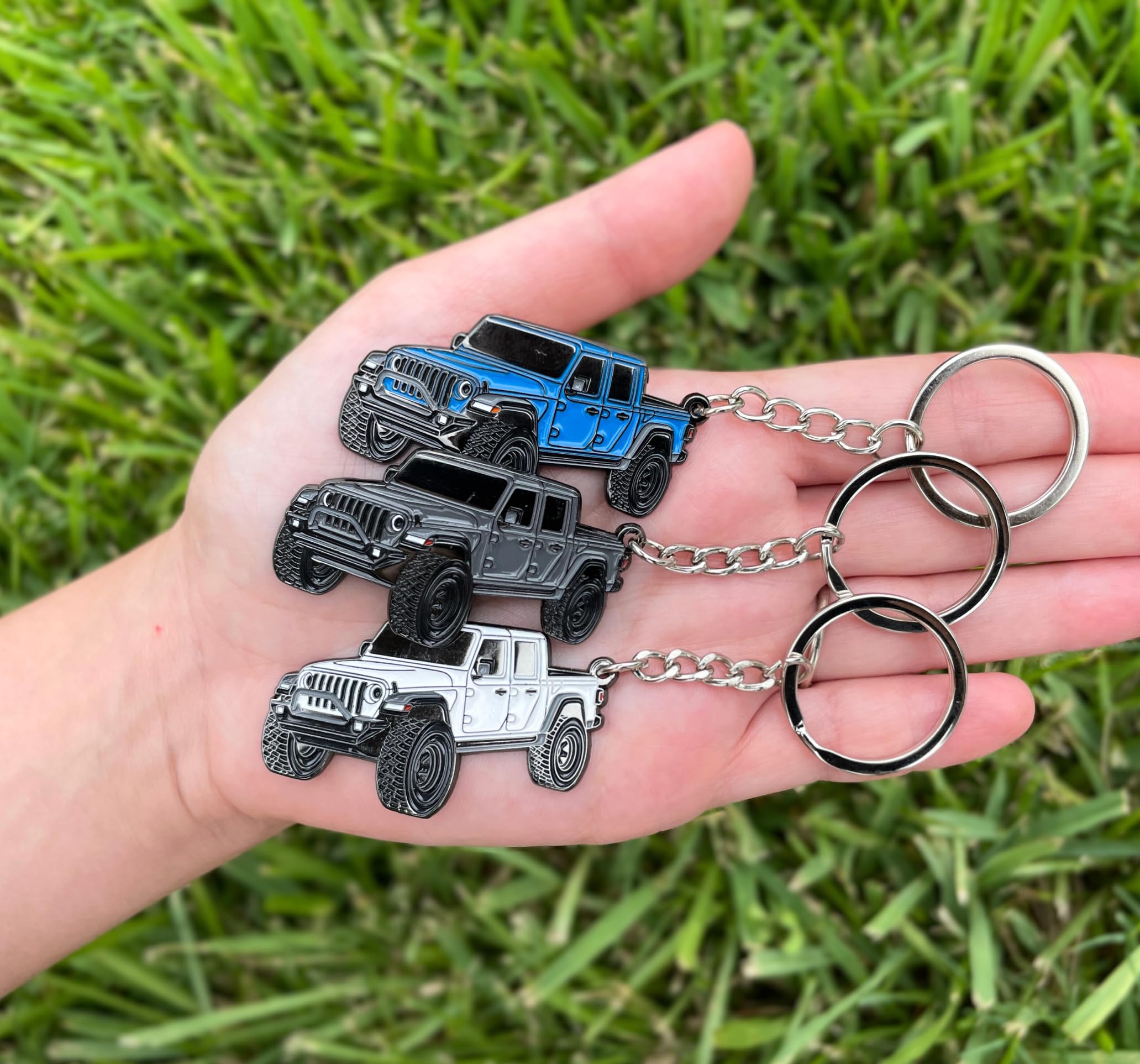 FOUR WHEEL BEAST Jeep Gladiator Keychain - Officially Licensed Jeep Accessories Key Chain Fob Cover Mods 2020-2024 (Black)