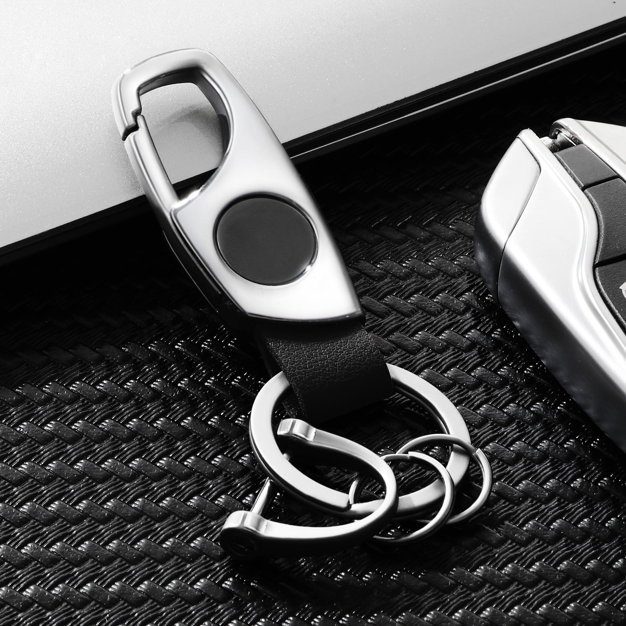 Gkeygo Carabiner Keychain, Key Chains For Car Key With 2 Key Rings And Anti-Lost D-Ring, Multifunctional Keychains For Men And W