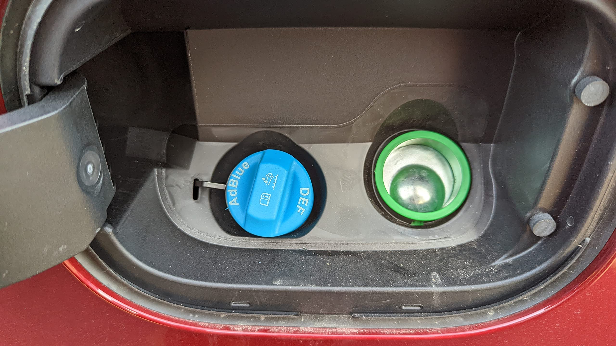 Generic Gm 3.0 Duramax Fuel System Cap Magnetic Green Green