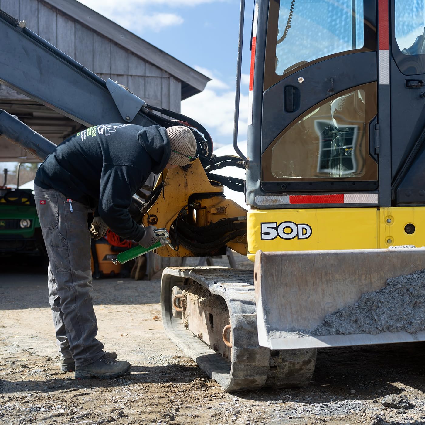 Locknlube Heavy-Duty Pistol Grip Grease Gun (Red). Includes Our Patented Locknlube Grease Coupler (Locks On, Stays On, Won'T Lea