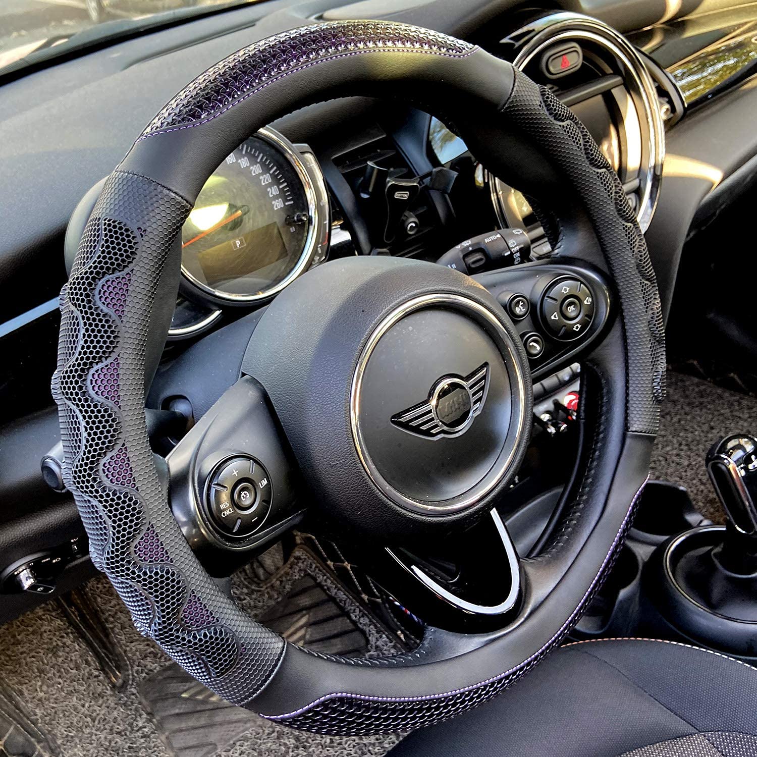 Pinctrot Small Size Steering Wheel Cover Great Grip With 3D Honeycomb Anti-Slip Design, 14 Inch (Purple)