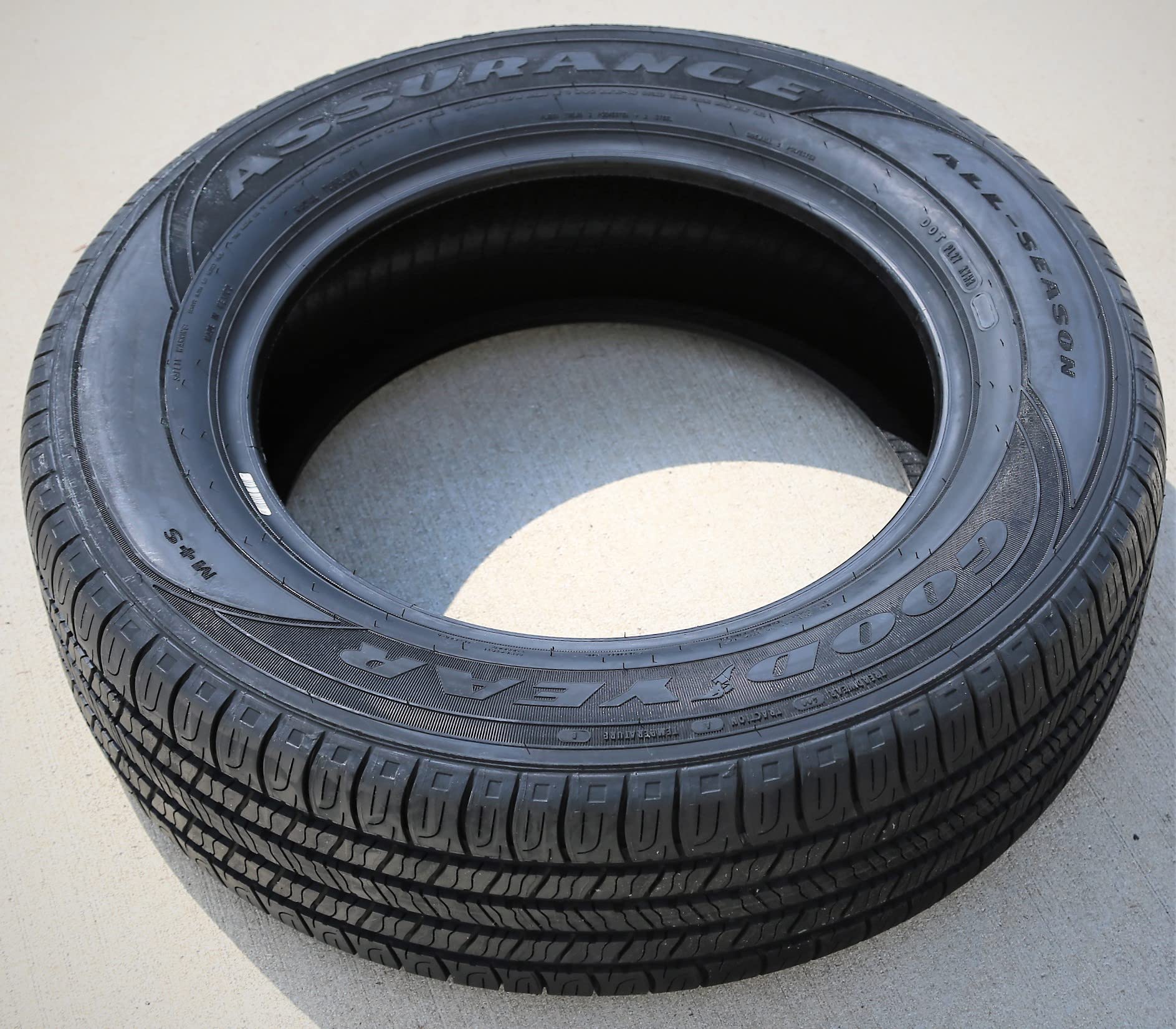 Goodyear Assurance All-Season Radial - 205/55R16 91H
