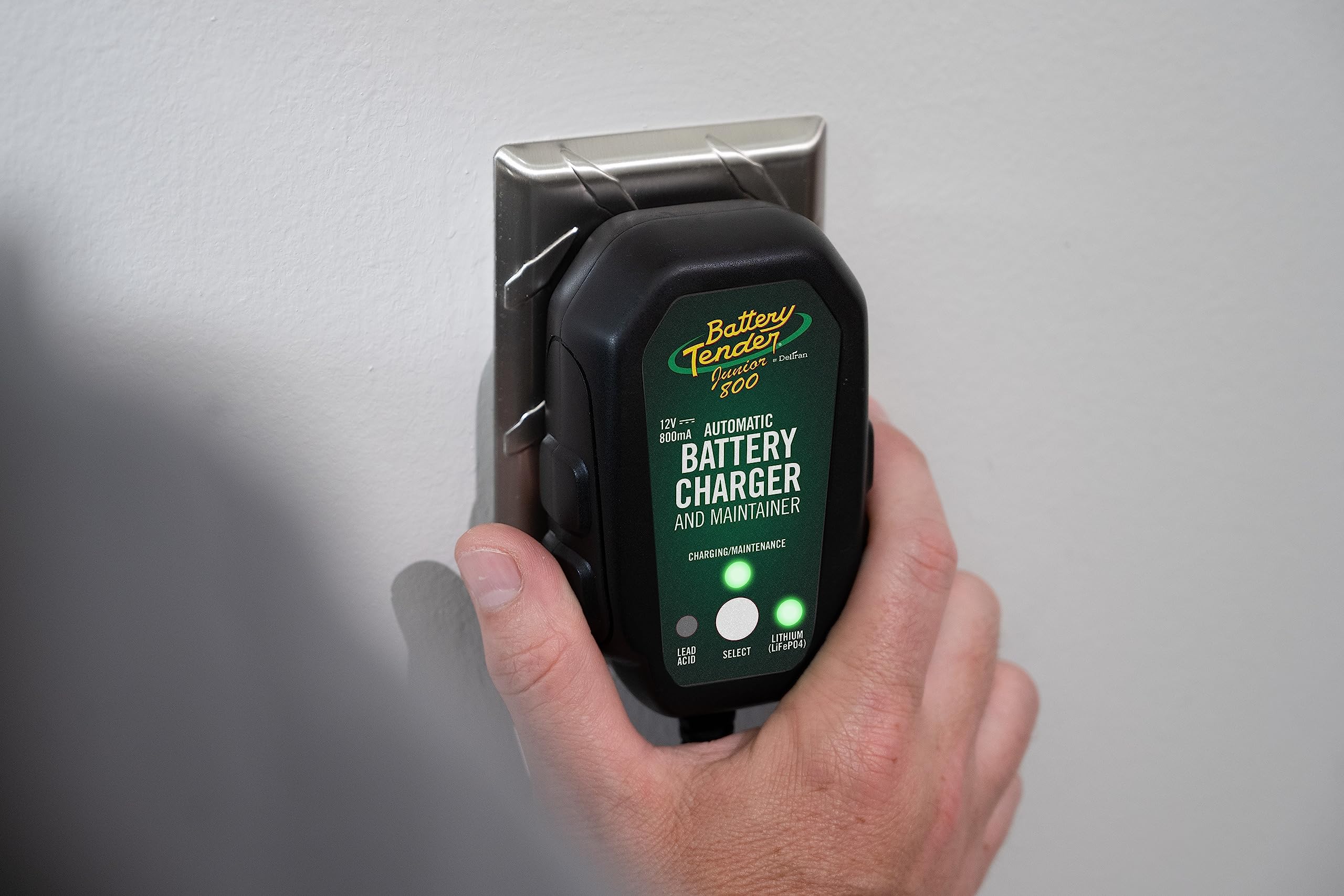 Battery Tender Junior 12V, 800Ma Battery Charger And Maintainer For Lead Acid And Lithium Batteries - Switchable Battery Charger