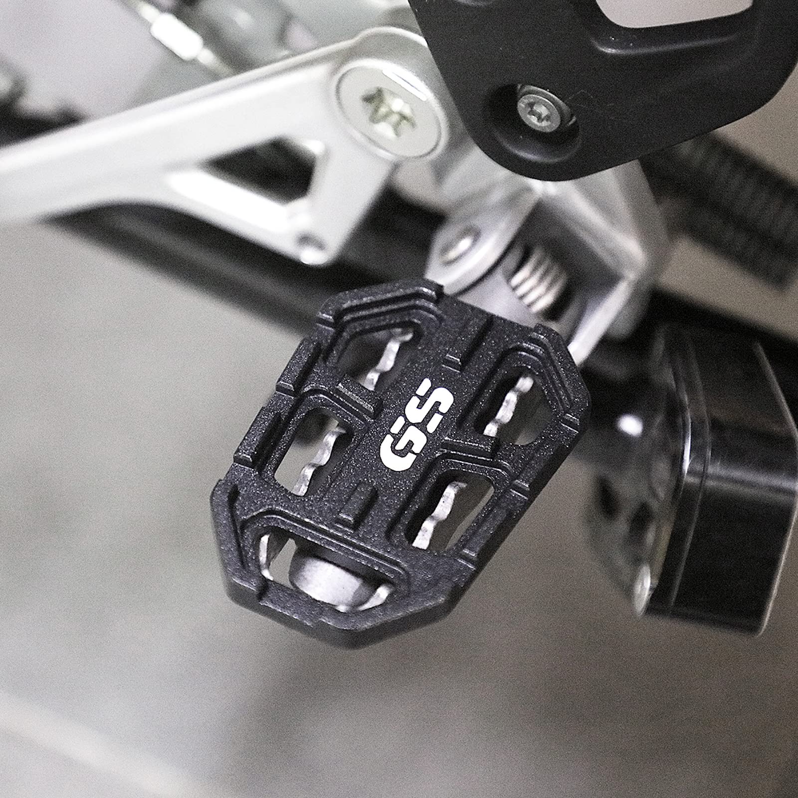 LKV R1200GS Foot Pegs Motorcycle Foot Rests Extender Pedal Replacement for BMW G310GS S1000XR F850GS F750GS R Nine T Scrambler T