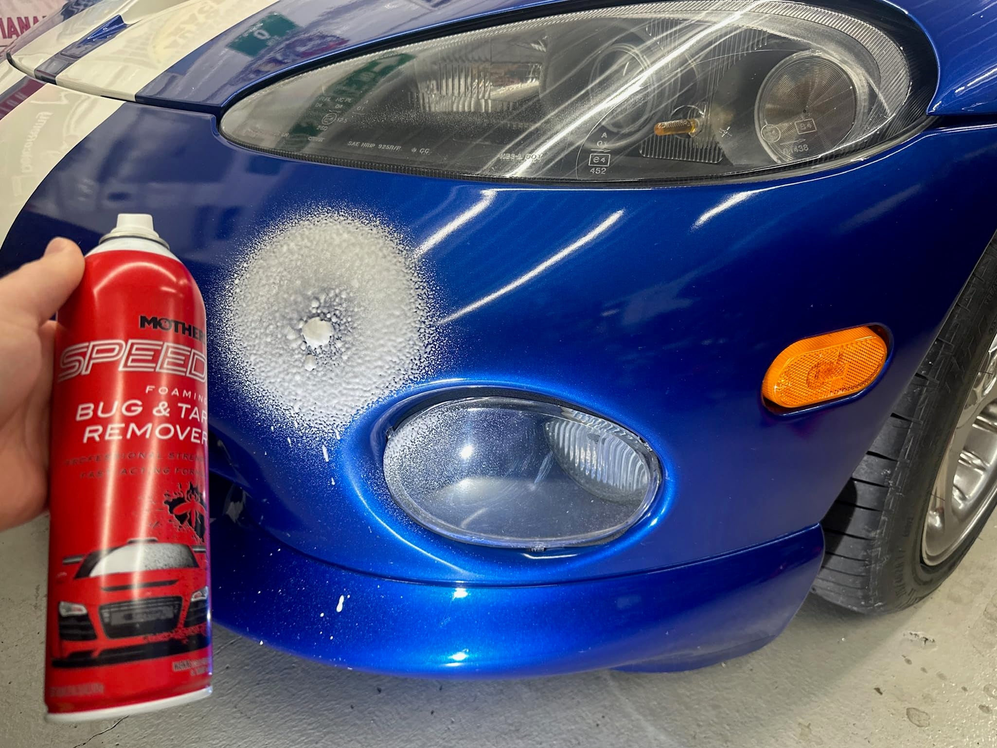 Mothers 16719 Speed Foaming Bug & Tar Remover Aerosol, 18.5 Oz.