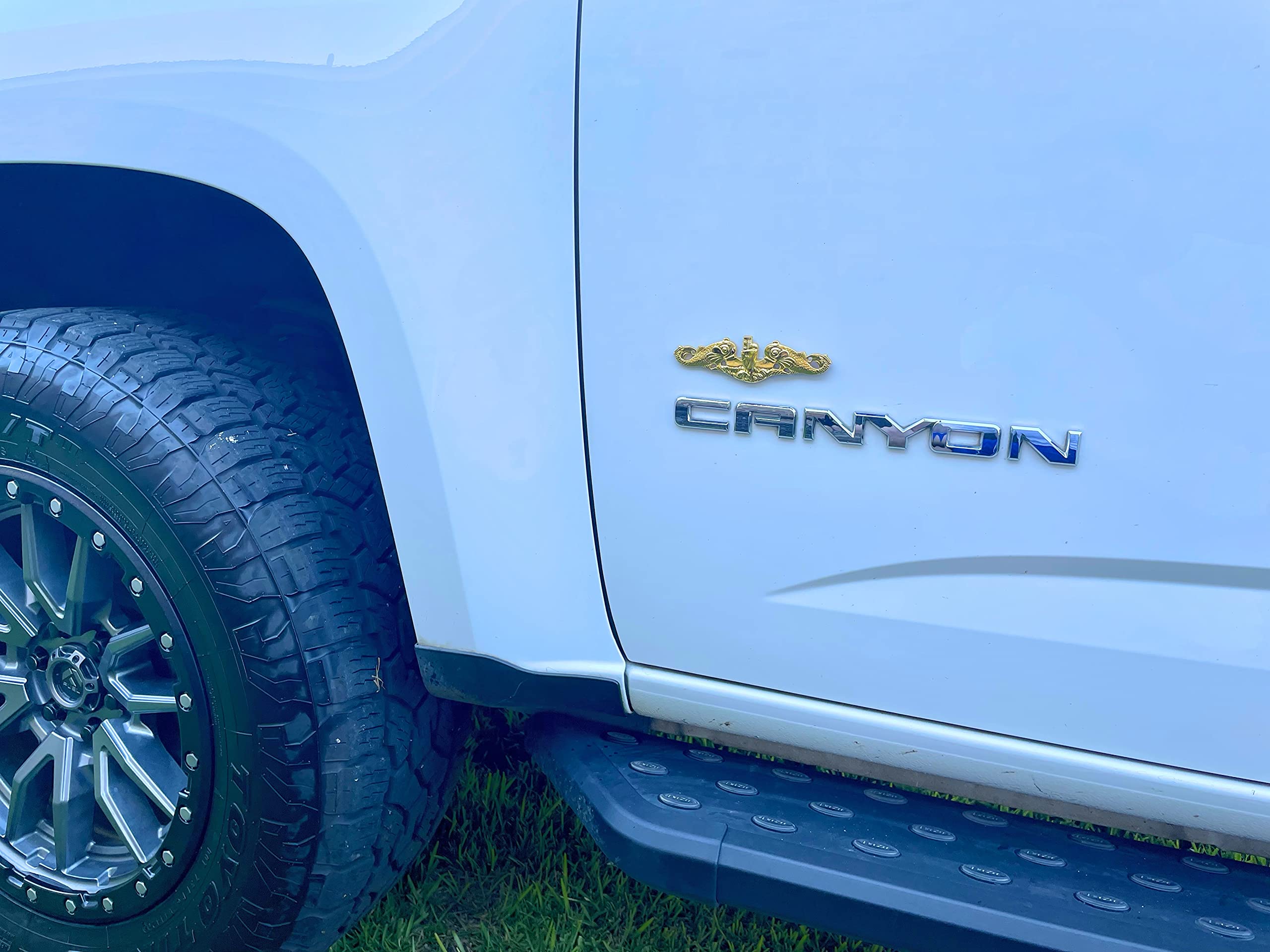 Navy Submarine Warfare Officer Metal Decal Auto Emblem