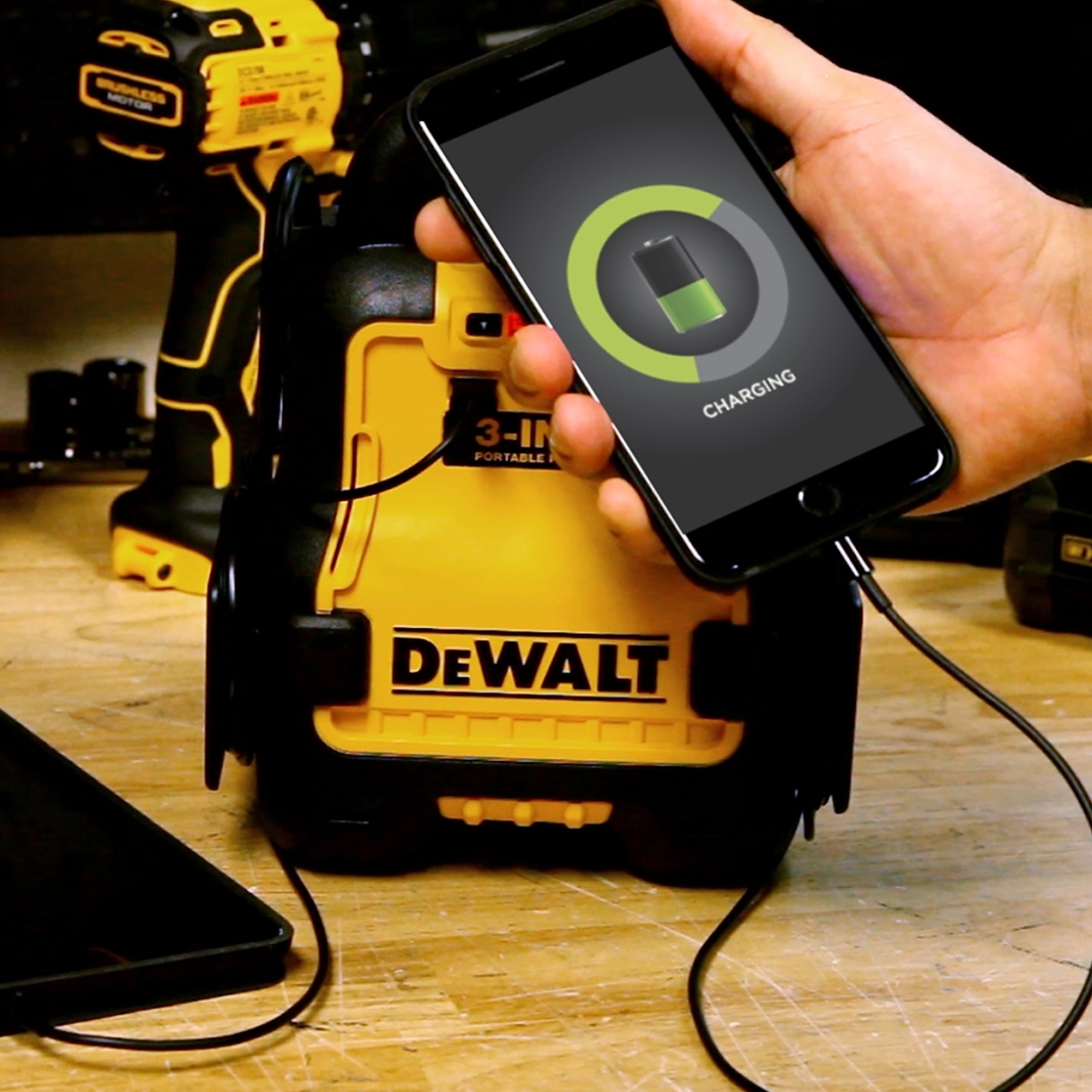 DeWalt DXAE20VBBK Battery Booster with 20V XR 5 AH Lithium-Ion Battery and DCB115 Battery Charger