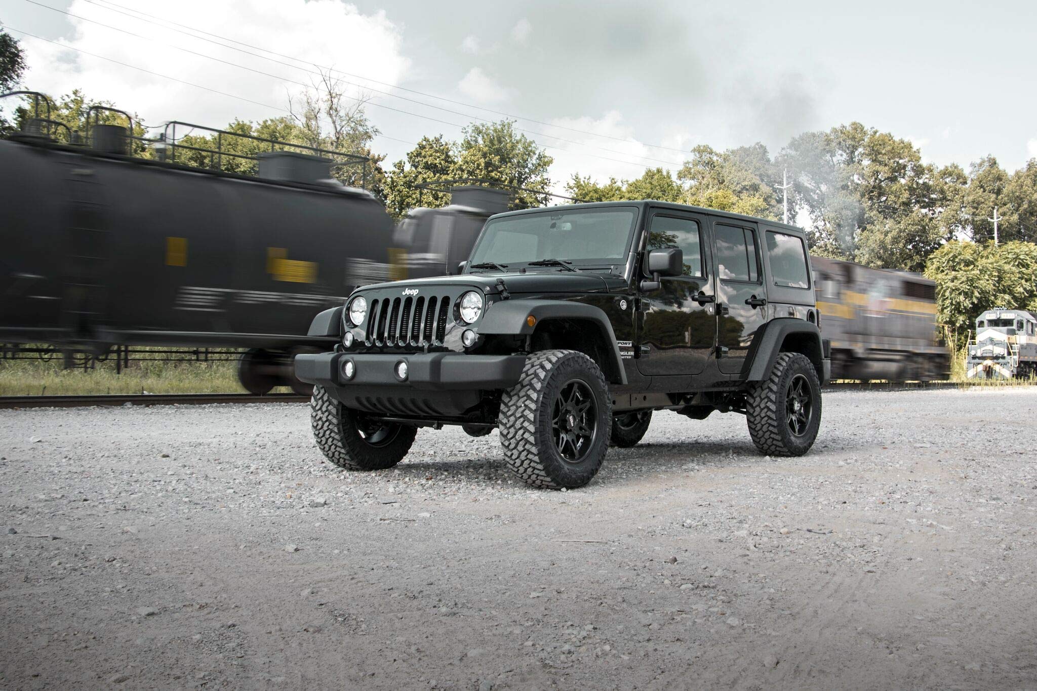 Rough Country 2.5' Lift Kit For 2007-2018 Jeep Wrangler Jk Unlimited - 67930