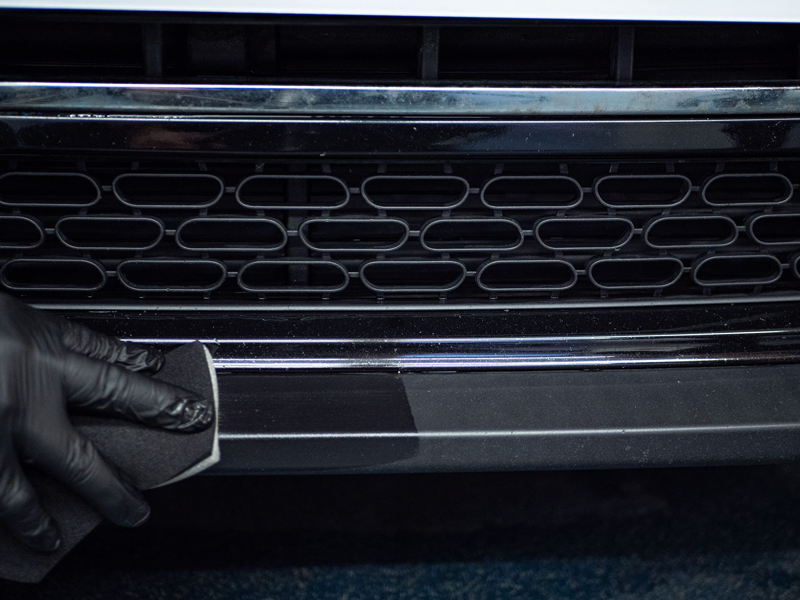 Autoglym Bumper & Trim Gel, 325ml - Car Trim Restorer Revives Colour and Protects Exterior Car Bodywork