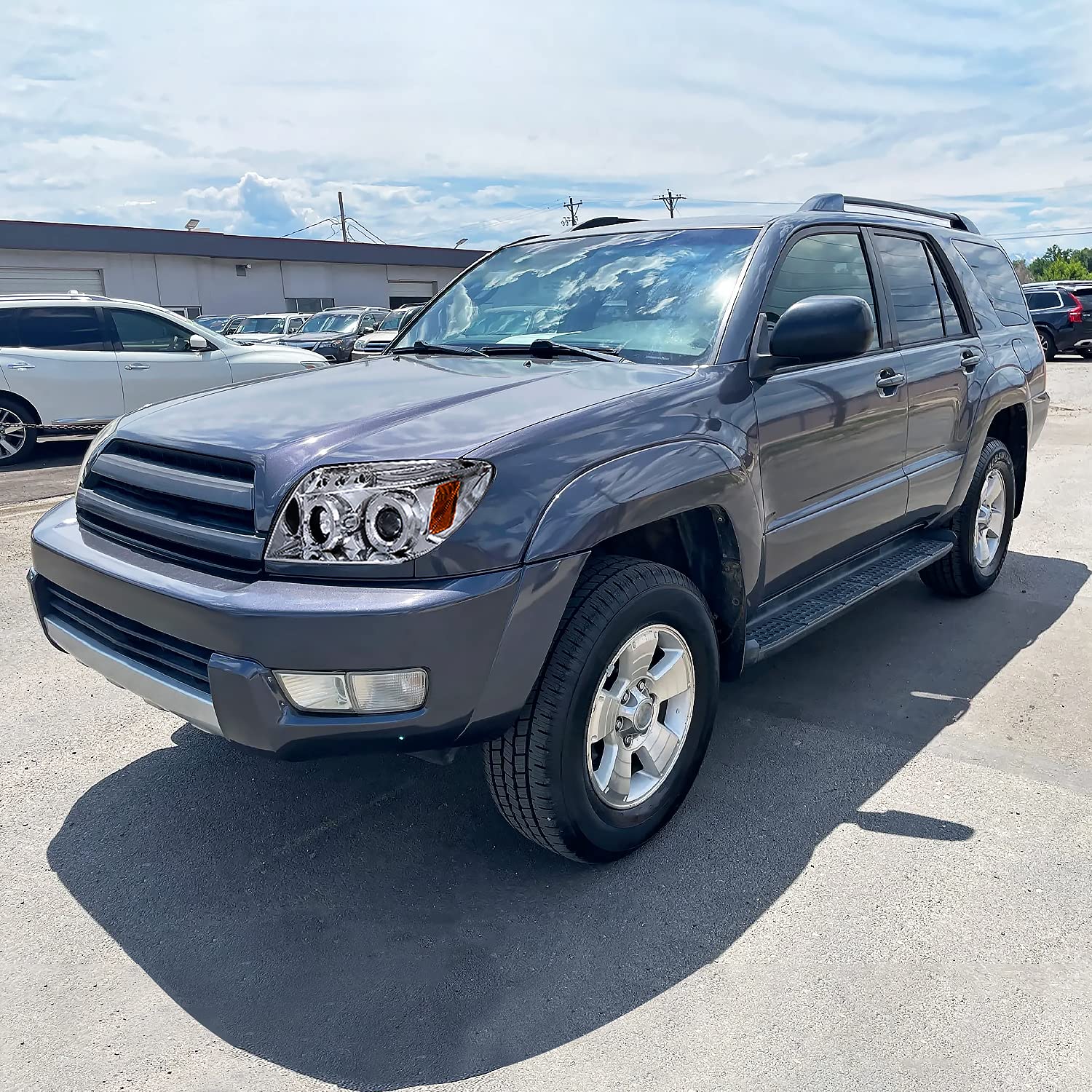 Spec-D Tuning Halo Led Chrome Housing Clear Lens Projector Headlights Compatible With 2003-2005 Toyota 4Runner Left + Right Pair Headlamps Assembly