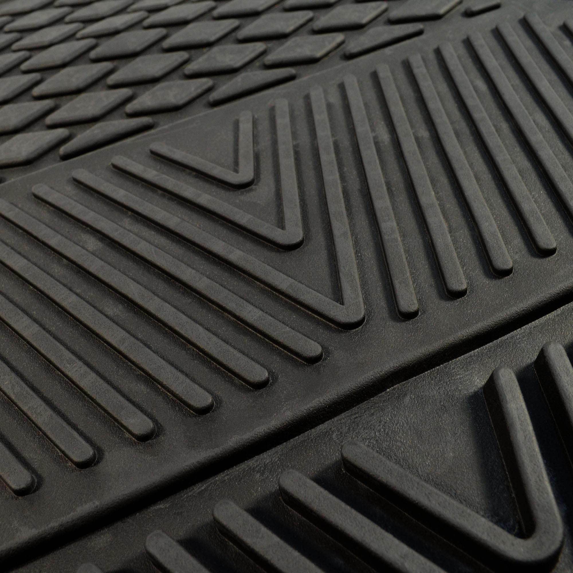 FANMATS Sports Team Logo Los Angeles Kings 2 - pc Heavy Duty Vinyl Car Mat 18&quot;x27&quot;