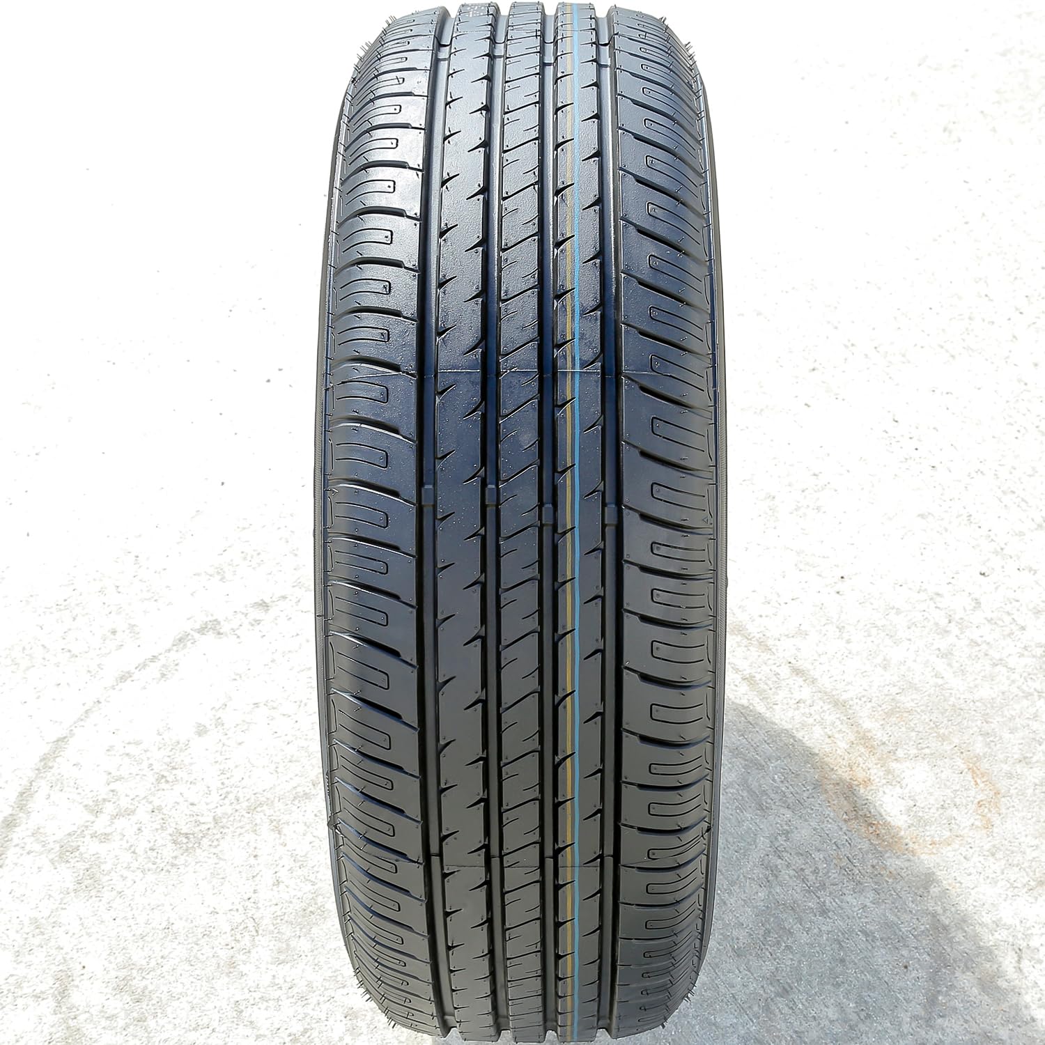 Armstrong BLU-TRAC PC Passenger - 205/70 R15