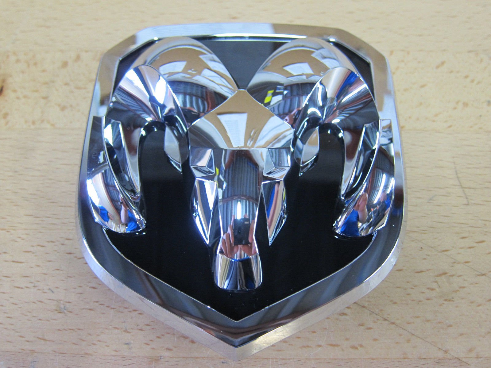 2013-2016 Dodge Ram Chrome Ram Head Grille Emblem Medallion Mopar Oem