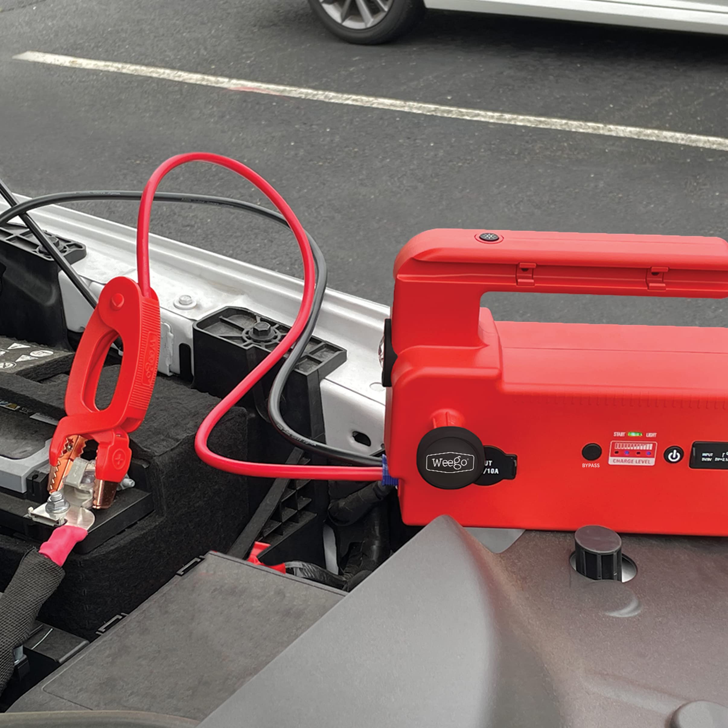 Weego 120 12-Volt Portable Lithium Jump Starter With Patented Smarty Clamps, 1200 Cranking / 5000 Peak Amps For All Gasoline And Up To 15-Liter Diesel Engines (C120)