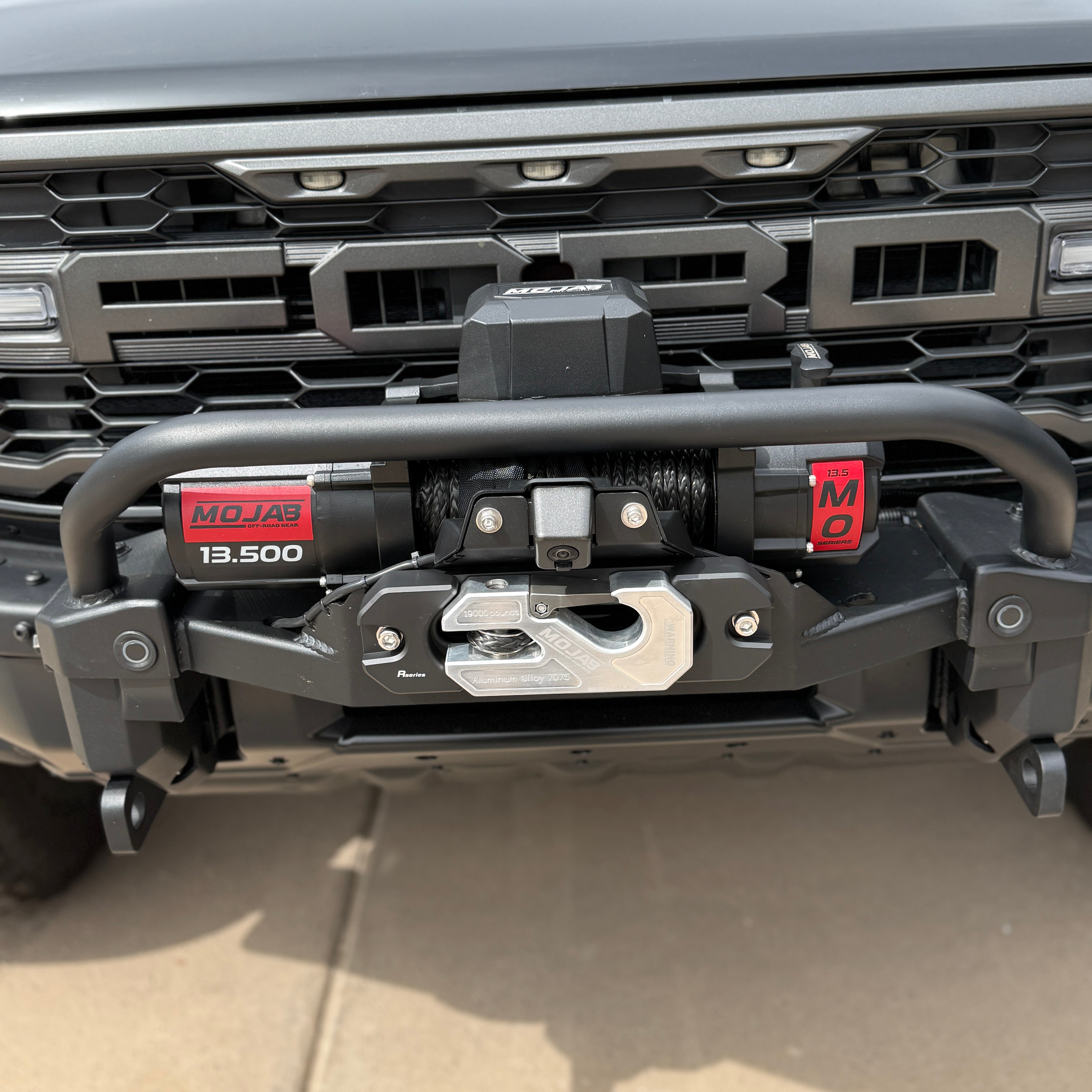 MOJAB MO13.5 Series 13,500 lb Electric Winch