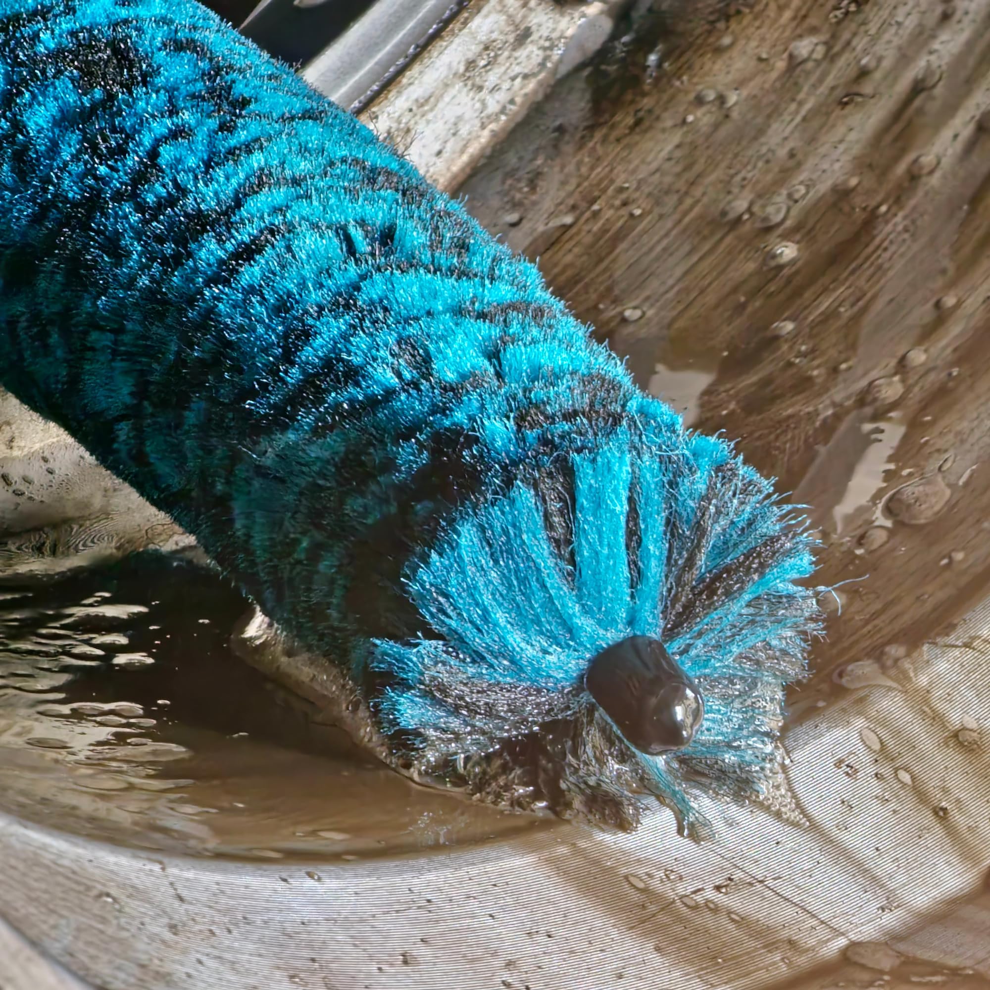 oesee PRO Choice 4 Pack Long Handle Wheel Brush Kit for Cleaning Wheel and Tire- 2X Soft Wheel Cleaning Brush, Detailing Brush a