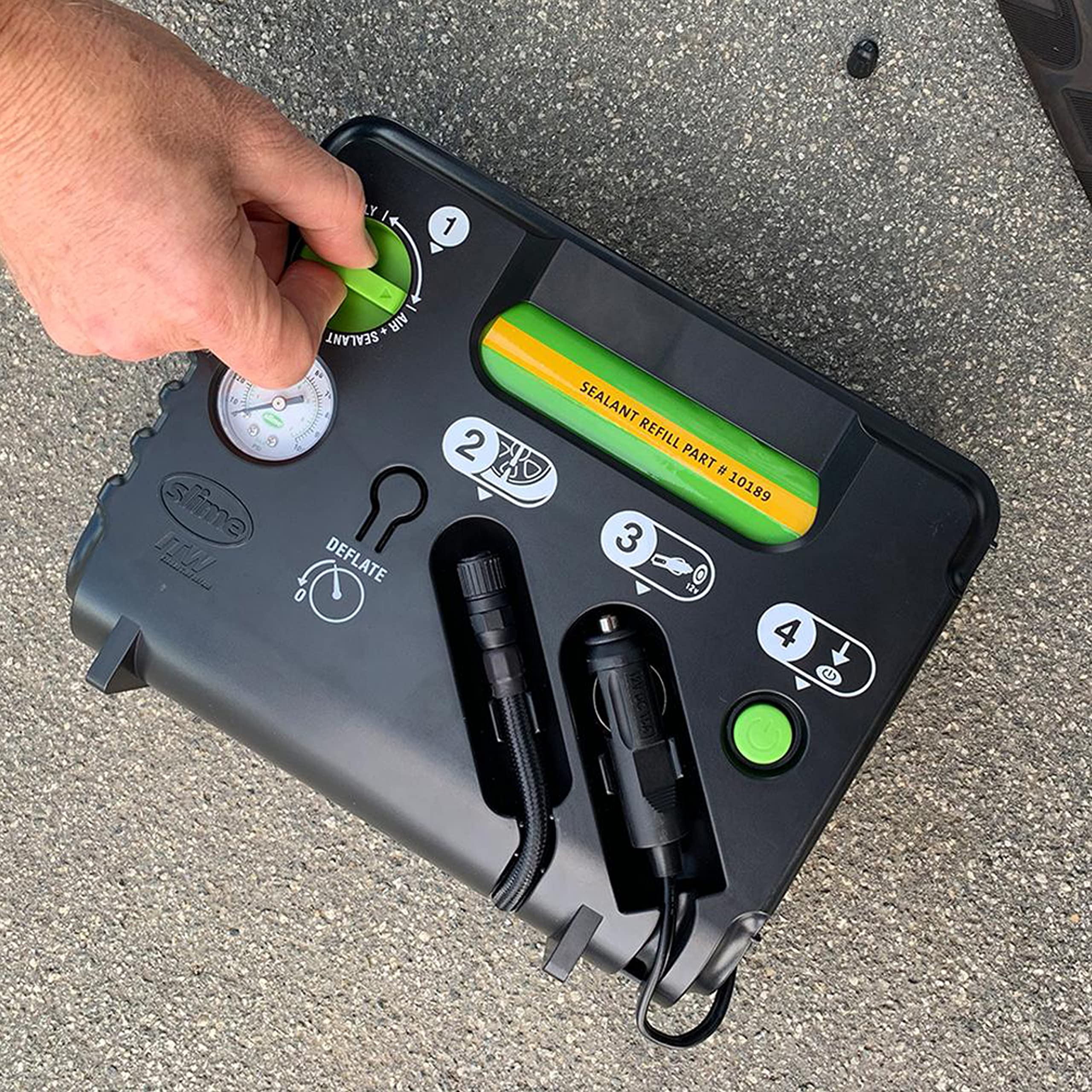 Slime 50139 Flat Tire Puncture Emergency Kit, Includes Sealant And Tire Inflator Pump, Analog, Suitable For Cars And Other Highw