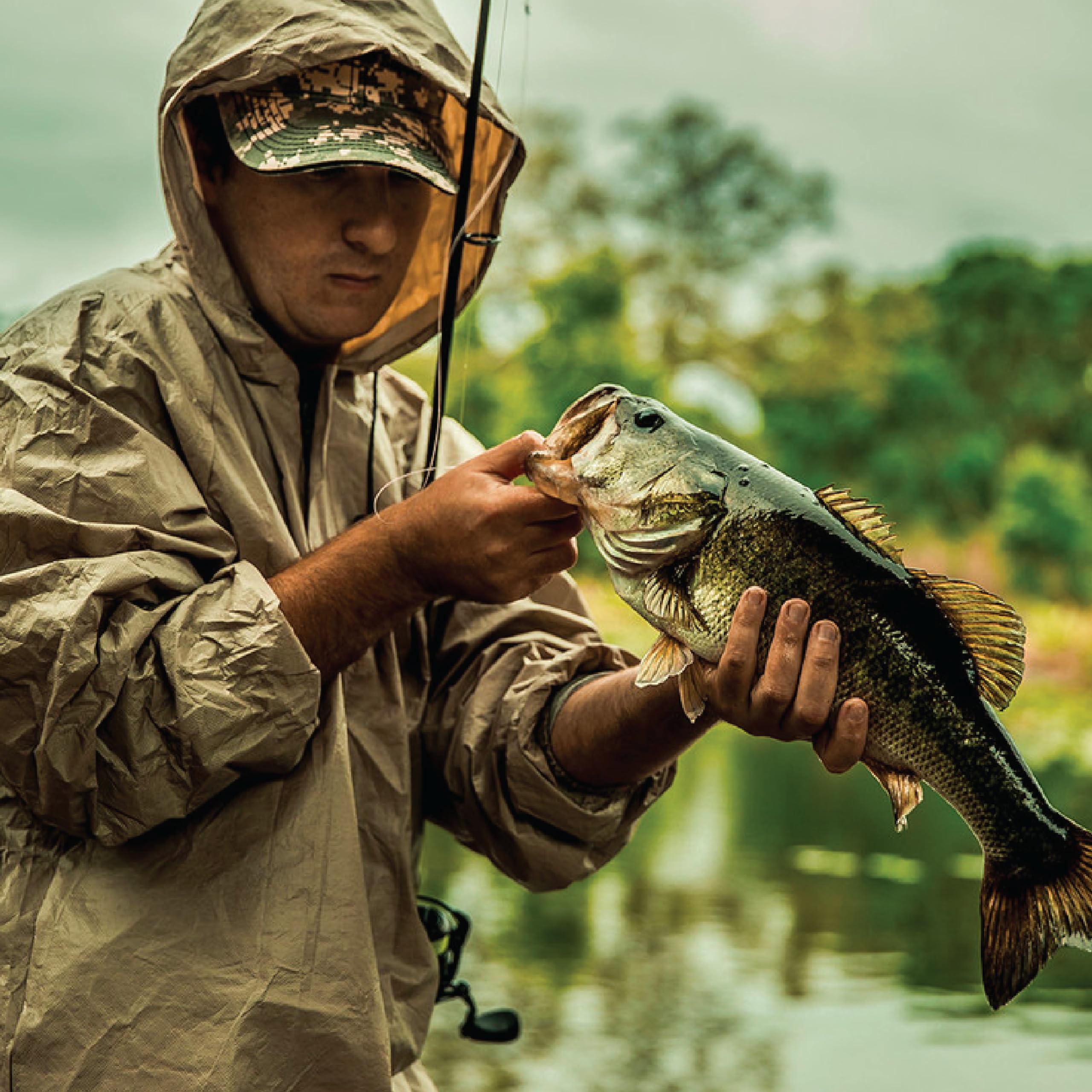 Frogg Toggs Men'S Pro Lite Suit, Waterproof, Breathable, Dependable Wet Weather Protection, Carbon Black, Small-Medium