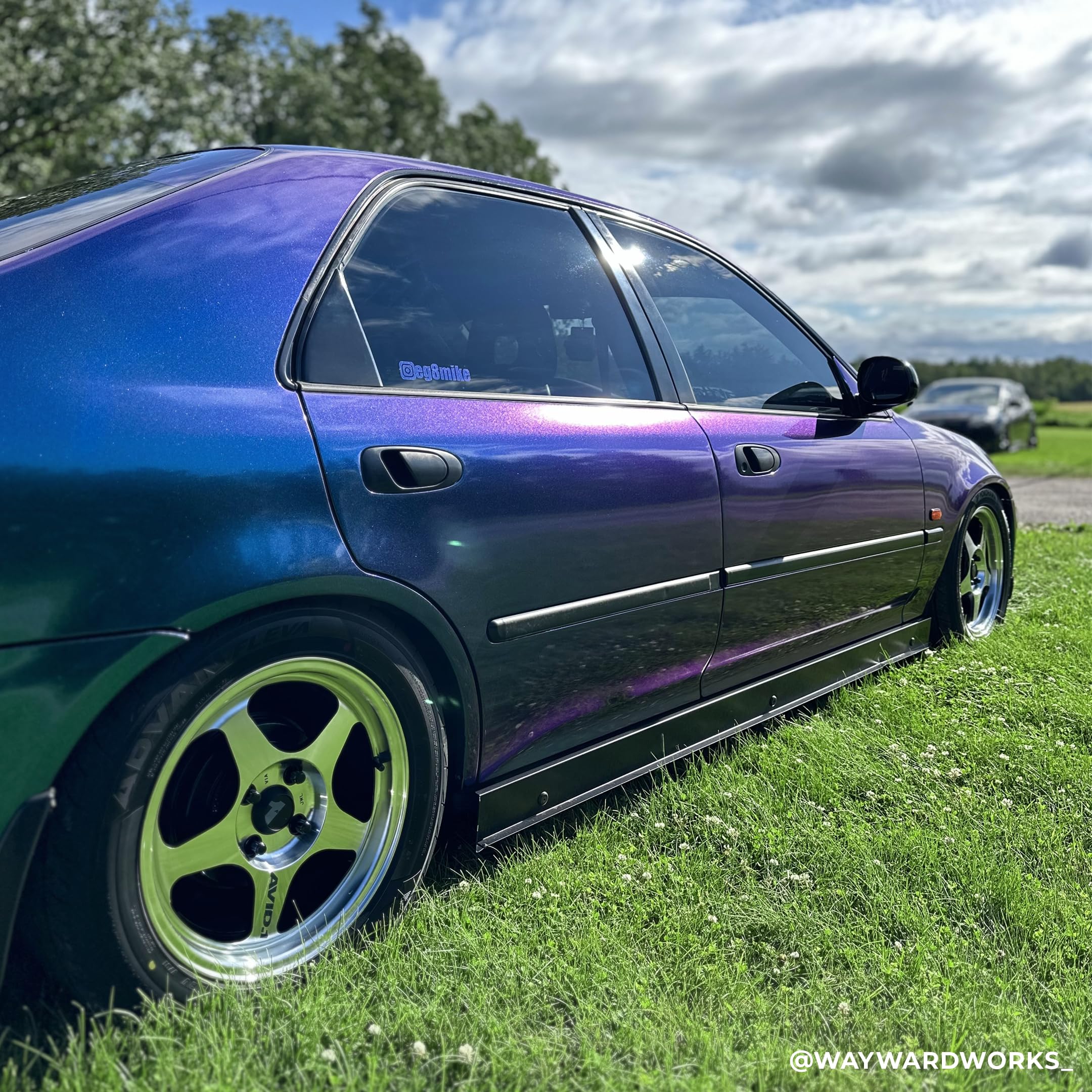 VViViD+ Gloss Metallic Chameleon Blue to Purple Color-Shift (1ft x 5ft) with Air Release