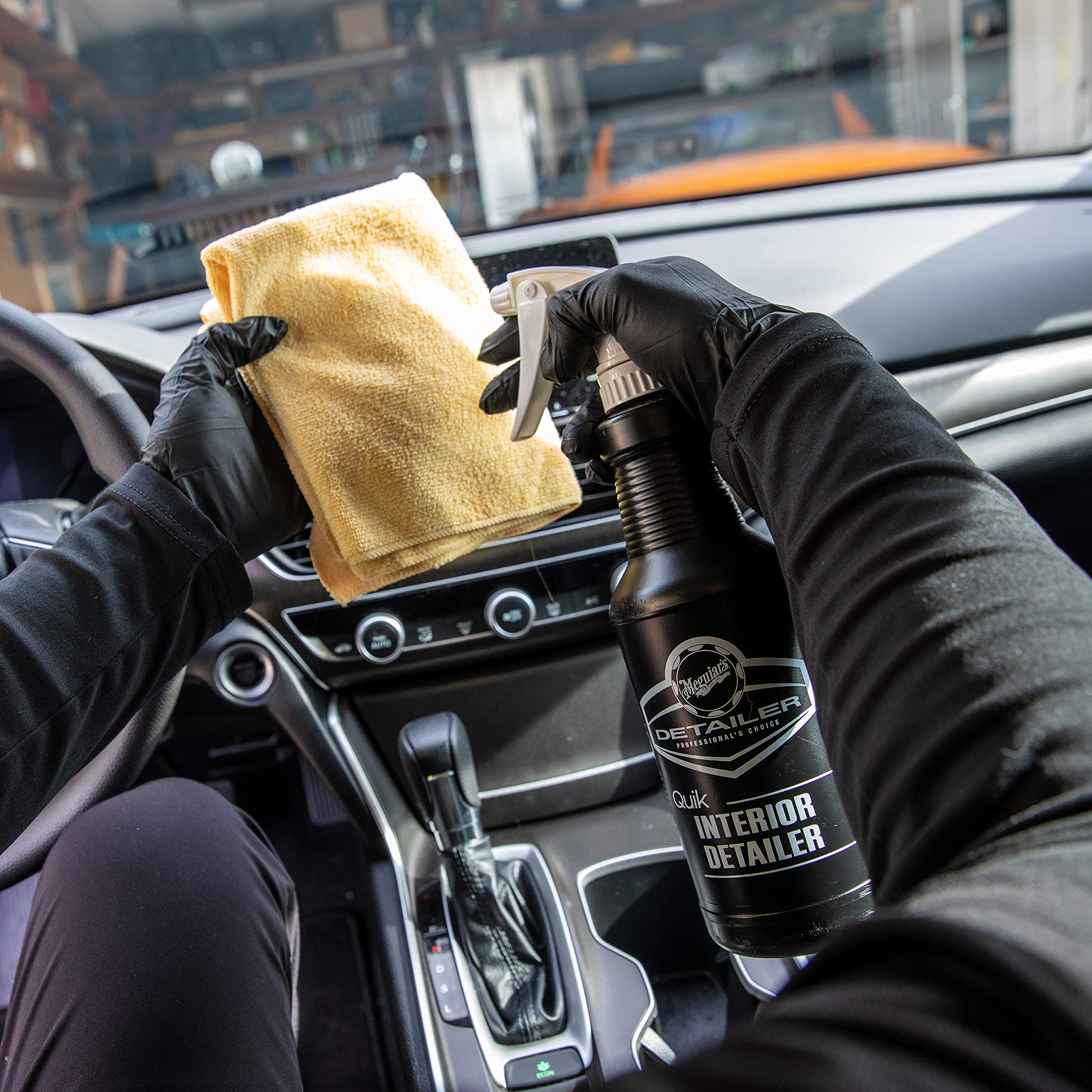 Meguiar'S Professional Quik Interior Detailer D14901 - Quickly And Easily Clean And Protect Your Car'S Interior - Safe On All In