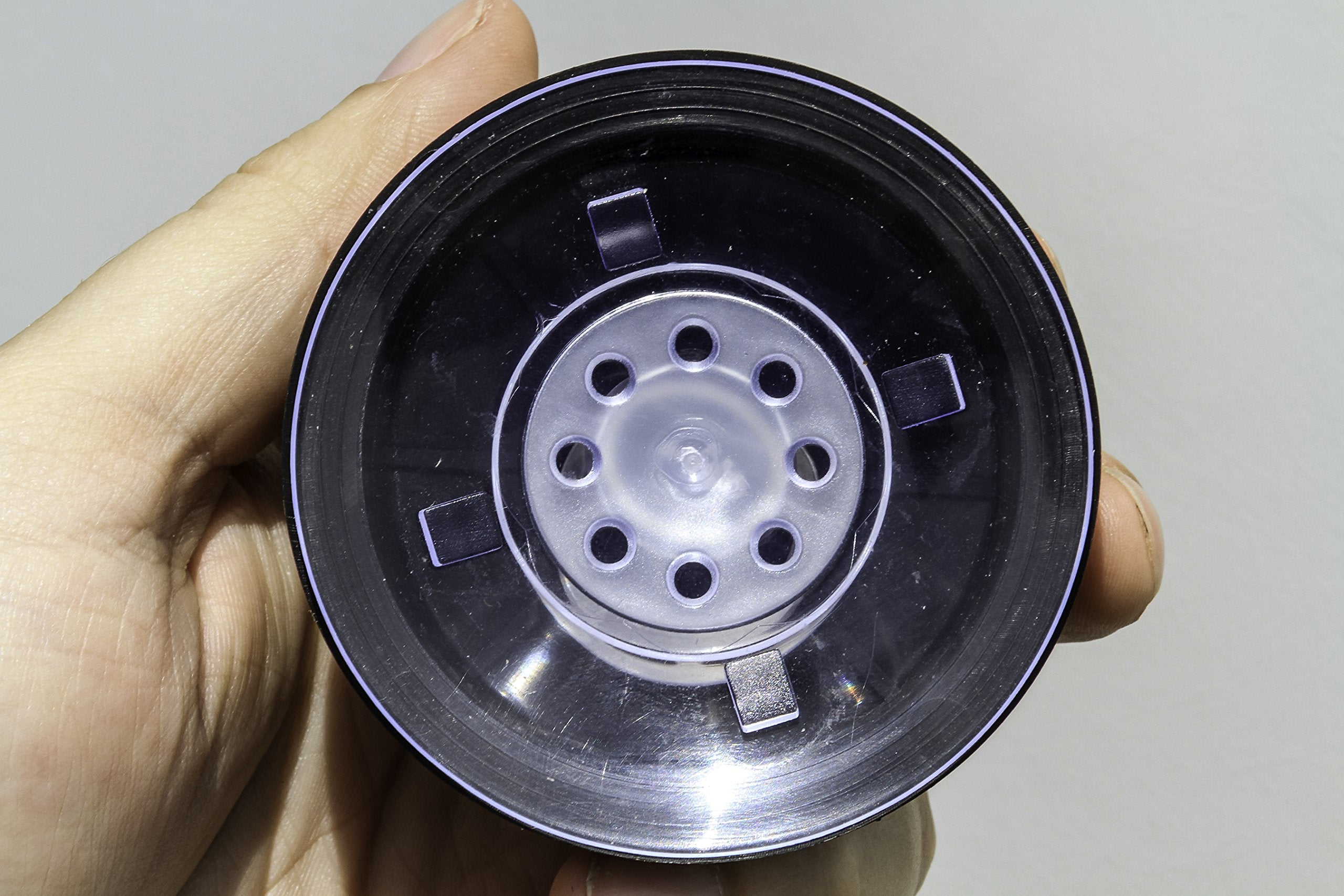 Camco 44850 Gen-Turi Suction Cup Mount, Helps Stabilize Gen-Turi Exhaust System To Your Rv, Camper Or Trailer, No Drilling Requi