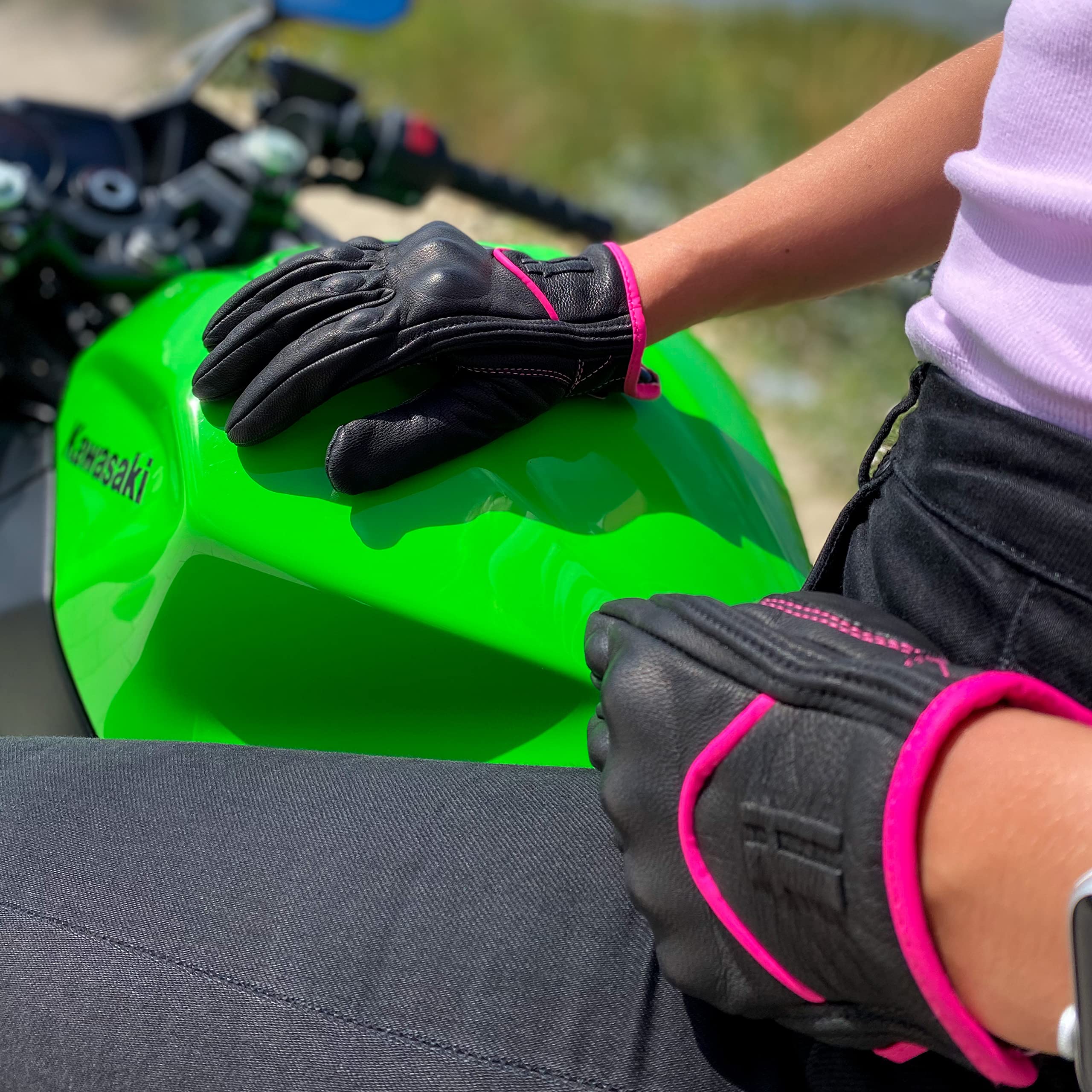 Harssidanzar Womens Full Finger Goatskin Leather Touchscreen Motorcycle Gloves Gl016,Pinkblack,Size L