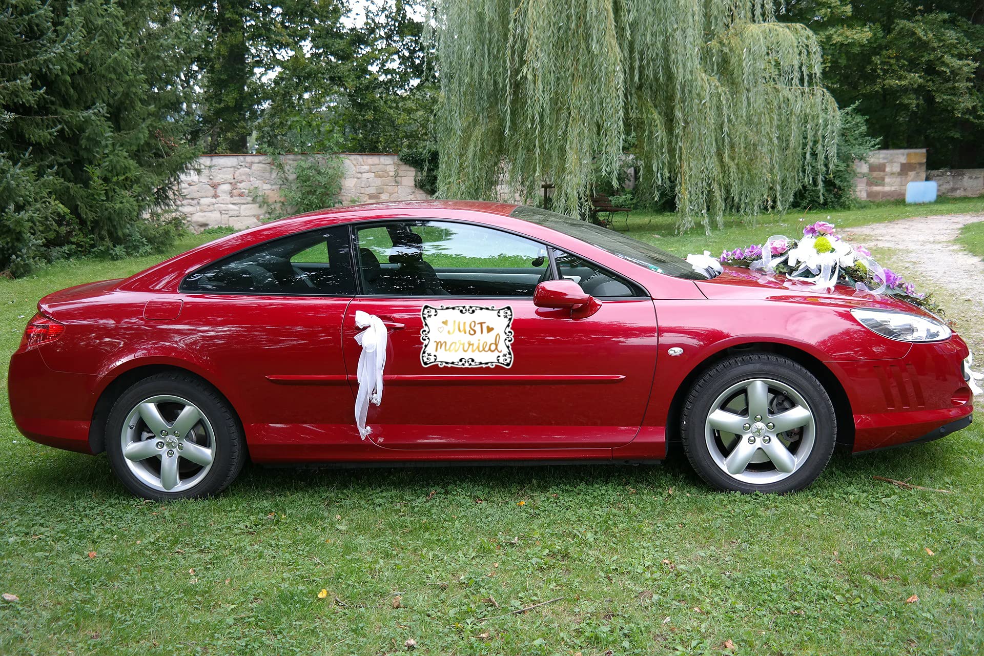 Iconikal Decorative Car Magnet For Honeymoon Or Wedding, Just Married, 14 X 9.5-Inch, 2-Pack