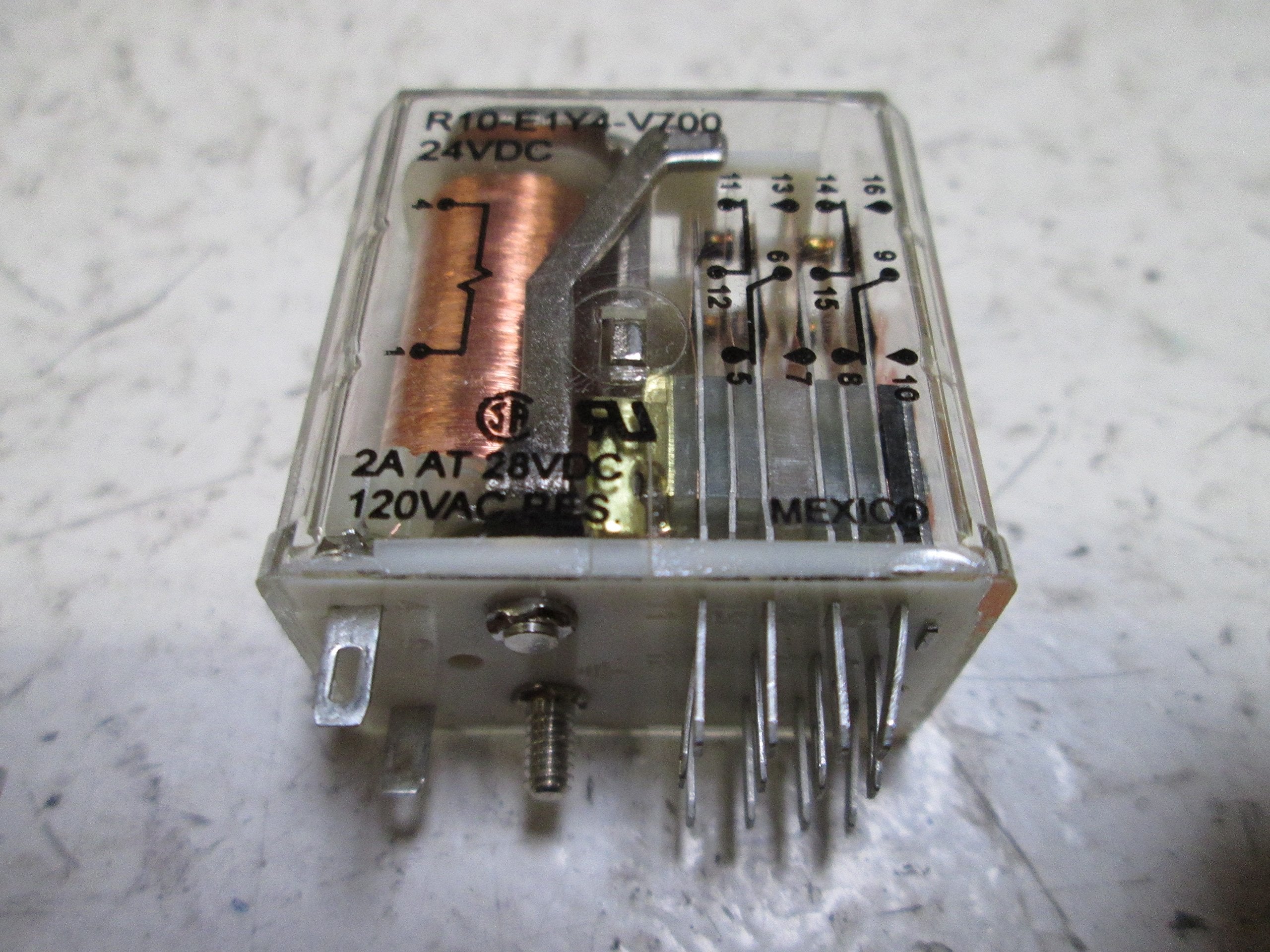 Te Connectivity / Potter & Brumfield R10-E1Y4-V700 Power Relay, 4Pdt, 24Vdc, 3A, Plug In