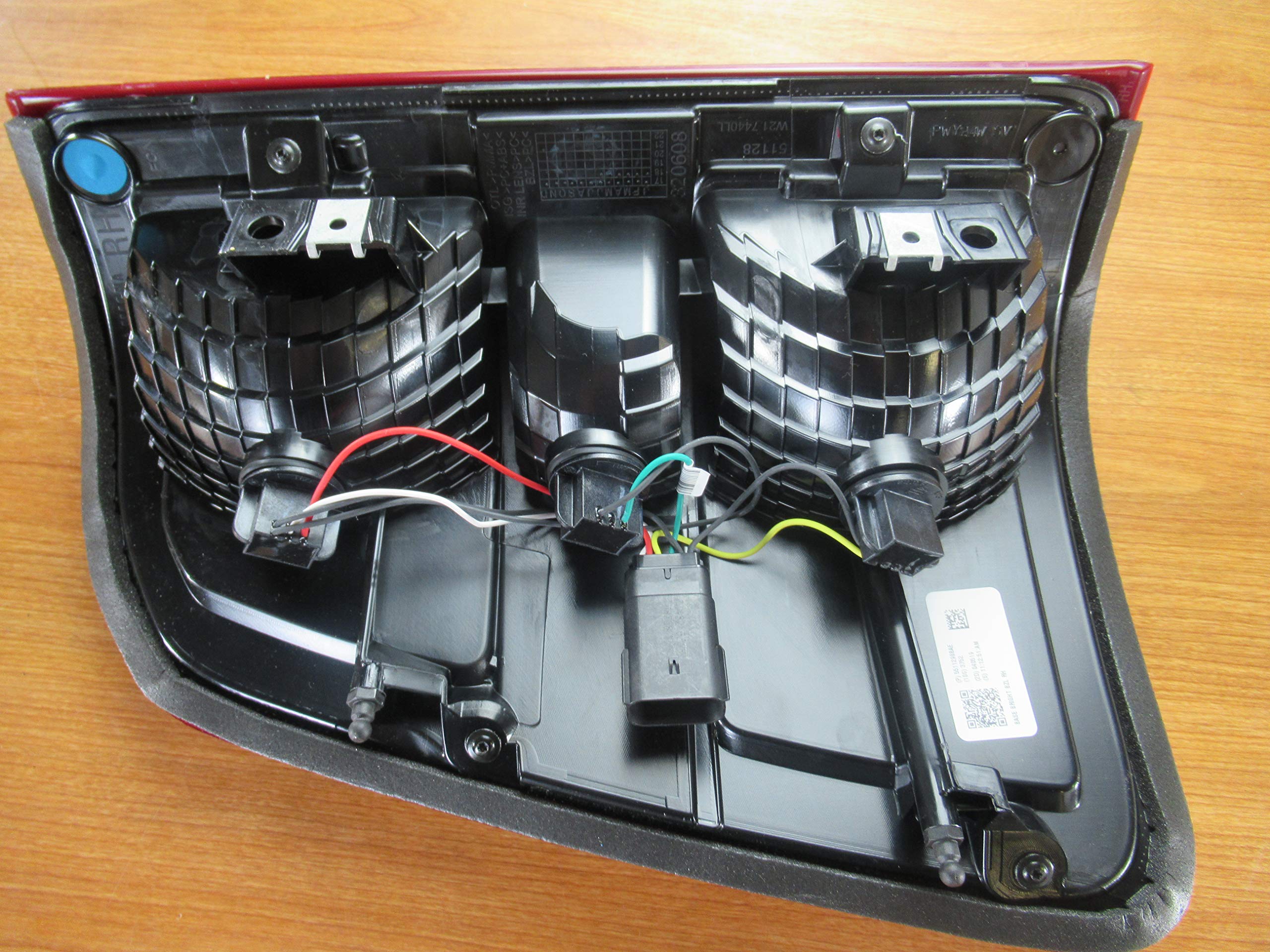 Ram 1500 Dt (New Body Style) Right Rear Tail Light Mopar Oem