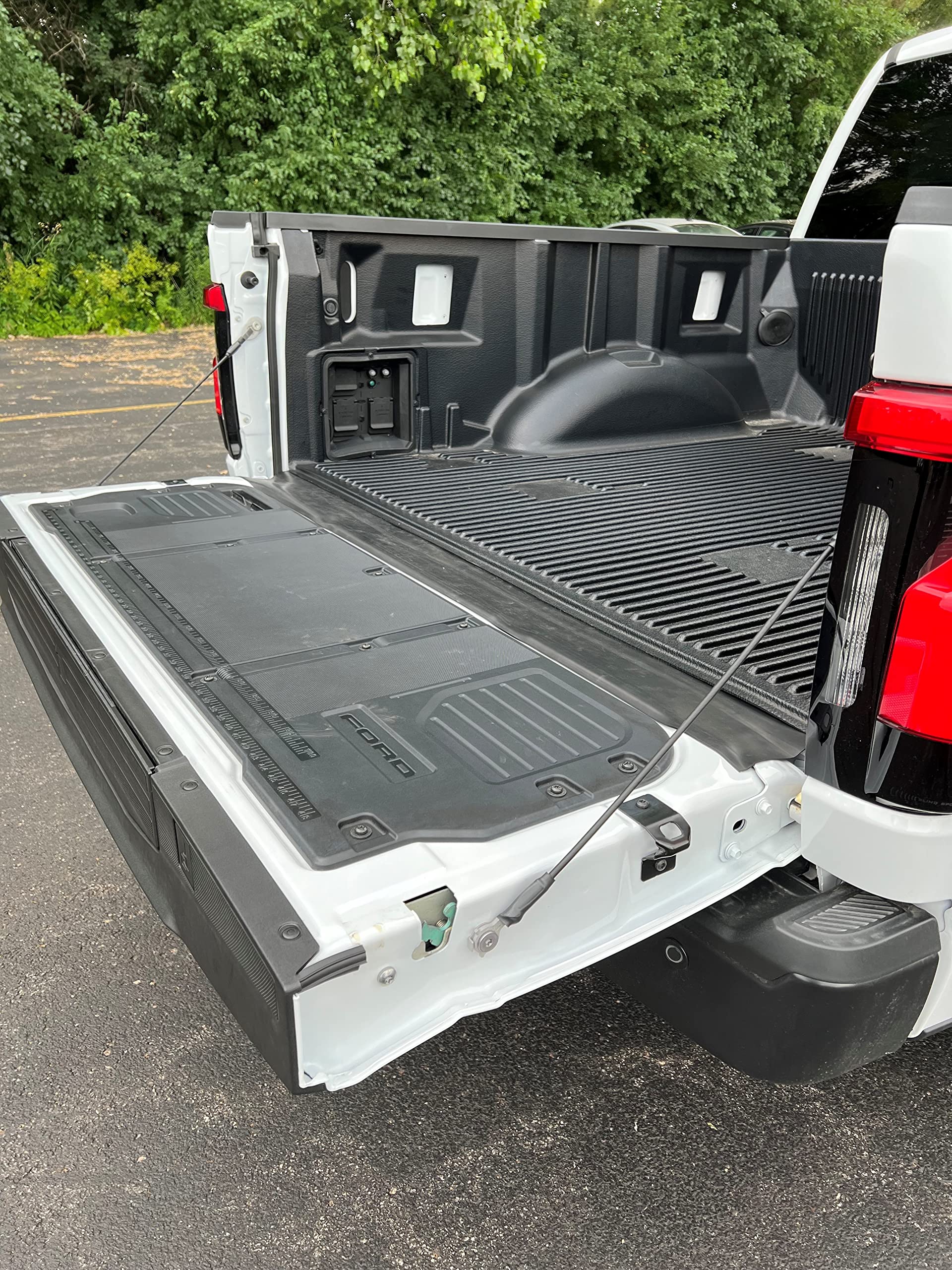 ESI ROK Block XL Tailgate Gap Cover 7&quot; Width and Ultimate Tailgate Seal with Taper Seal 6' for sidewalls