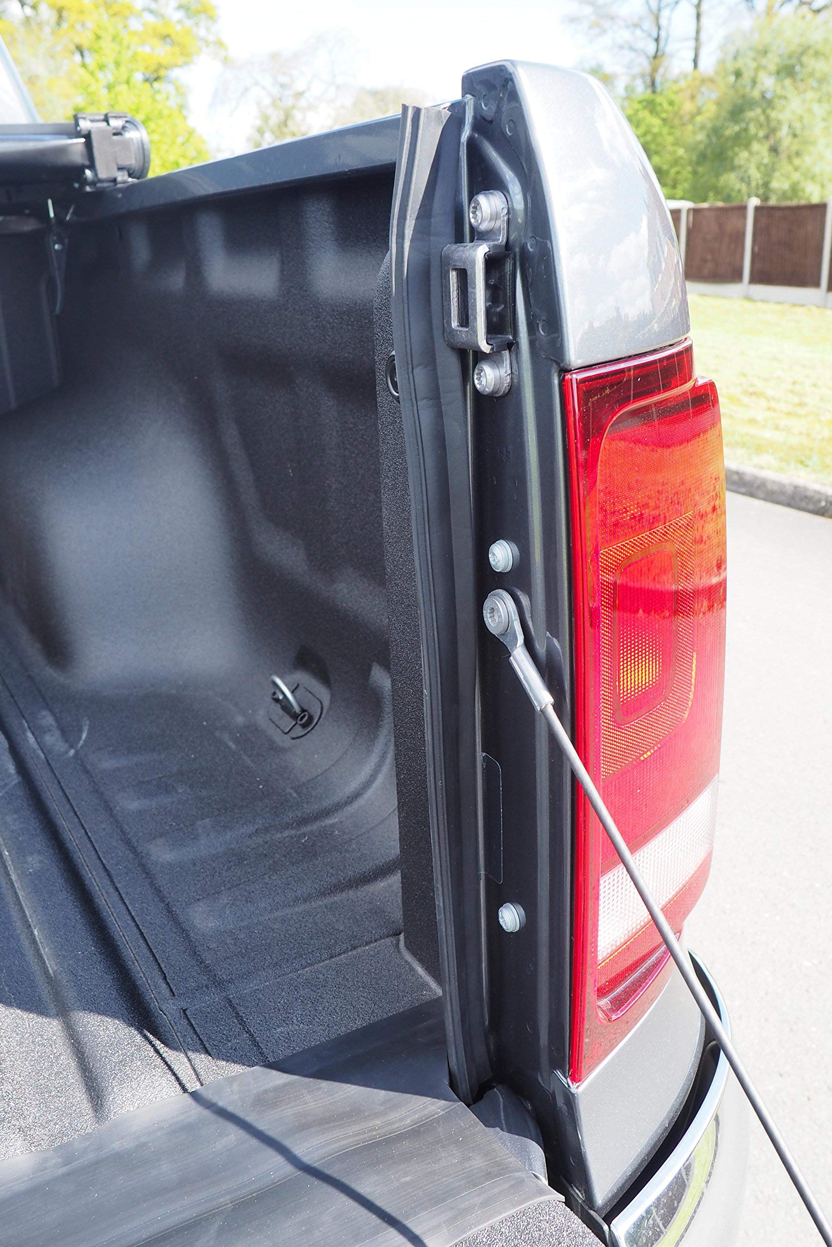 ESI ROK Block XL Tailgate Gap Cover 7&quot; Width and Ultimate Tailgate Seal with Taper Seal 6' for sidewalls